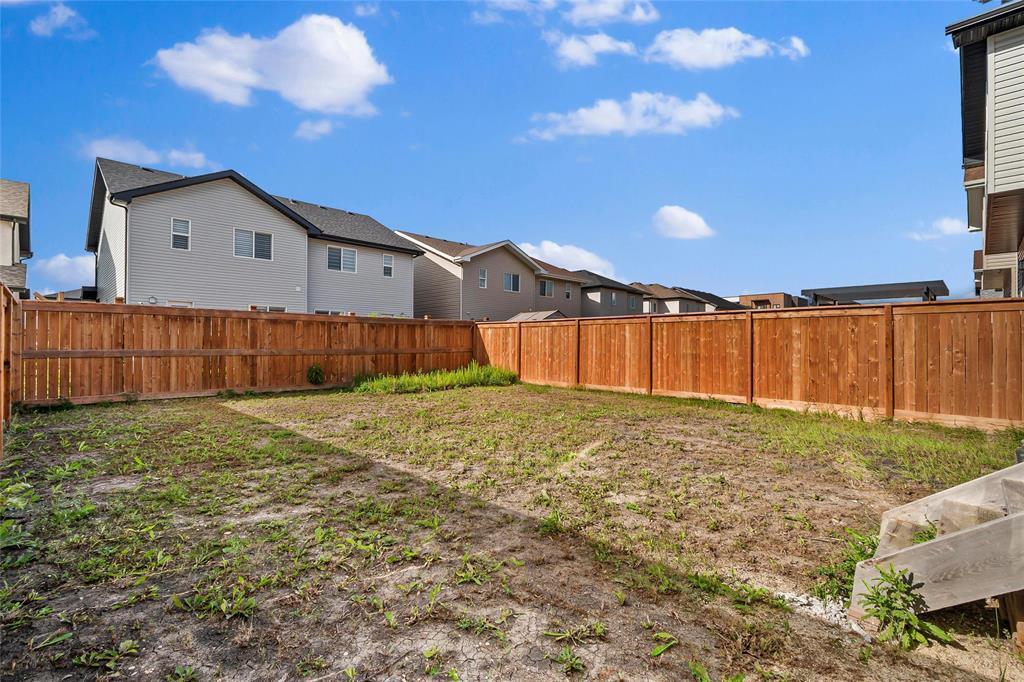 WINNIPEG, Manitoba, R2V 5C8, CA, 3 Bedrooms Bedrooms, ,2 BathroomsBathrooms,Residential,For Sale,1947801