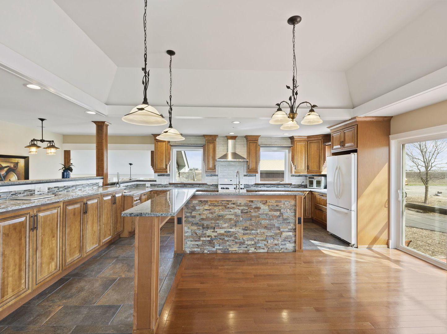 Bourbonnais, Illinois, 60914, United States, 3 Bedrooms Bedrooms, ,4 BathroomsBathrooms,Residential,For Sale,1960928