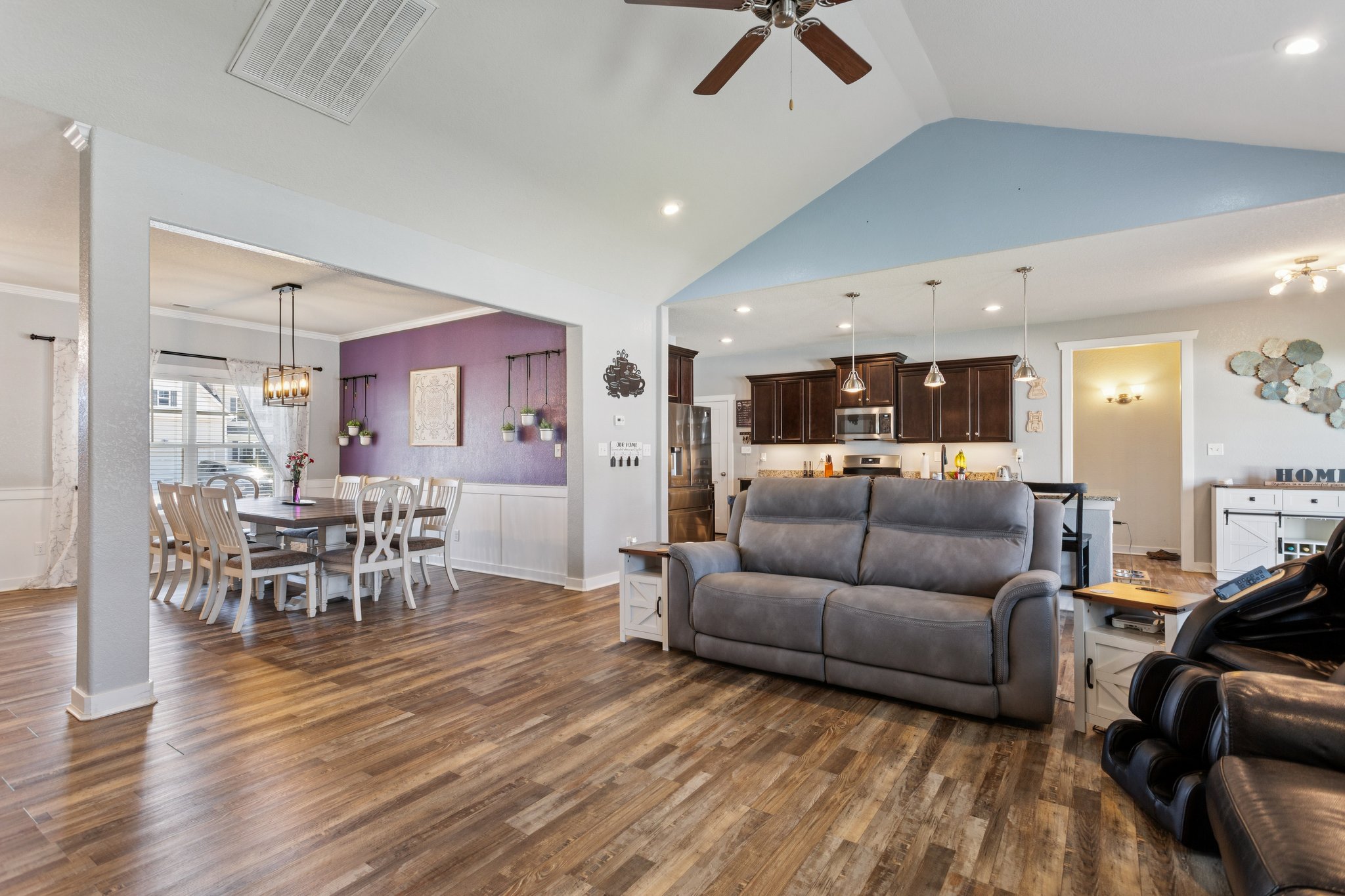 Chesapeake, Virginia, 23322, United States, 5 Bedrooms Bedrooms, ,3 BathroomsBathrooms,Residential,For Sale,1887948