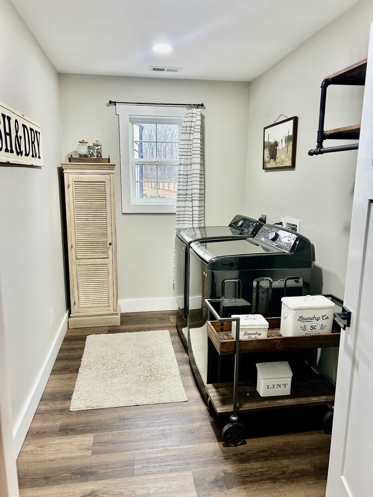 Manchester, Tennessee, 37355, United States, 4 Bedrooms Bedrooms, ,3 BathroomsBathrooms,Residential,For Sale,2015723