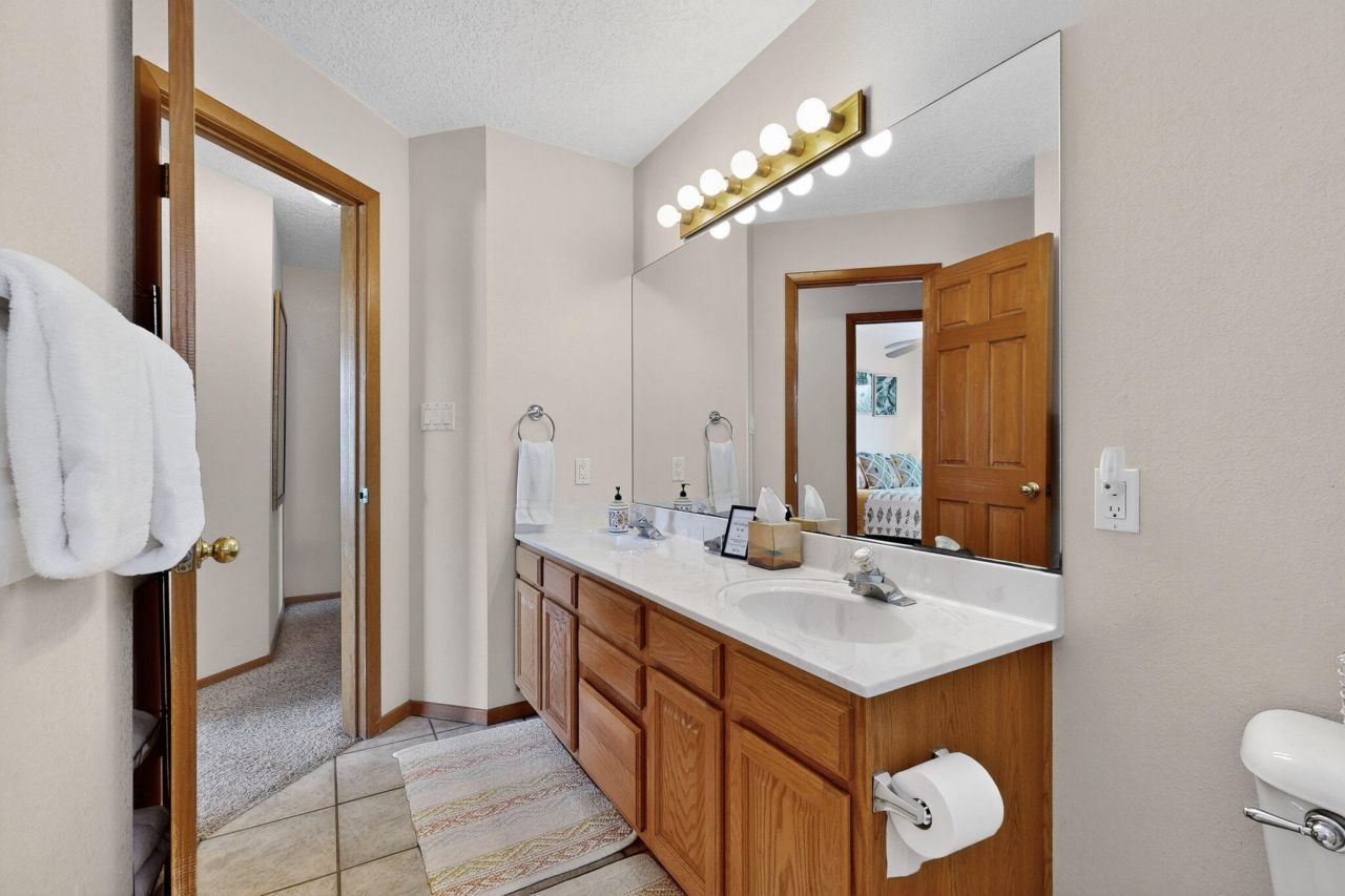 Albuquerque, New Mexico, 87122, United States, 4 Bedrooms Bedrooms, ,3 BathroomsBathrooms,Residential,For Sale,1964200