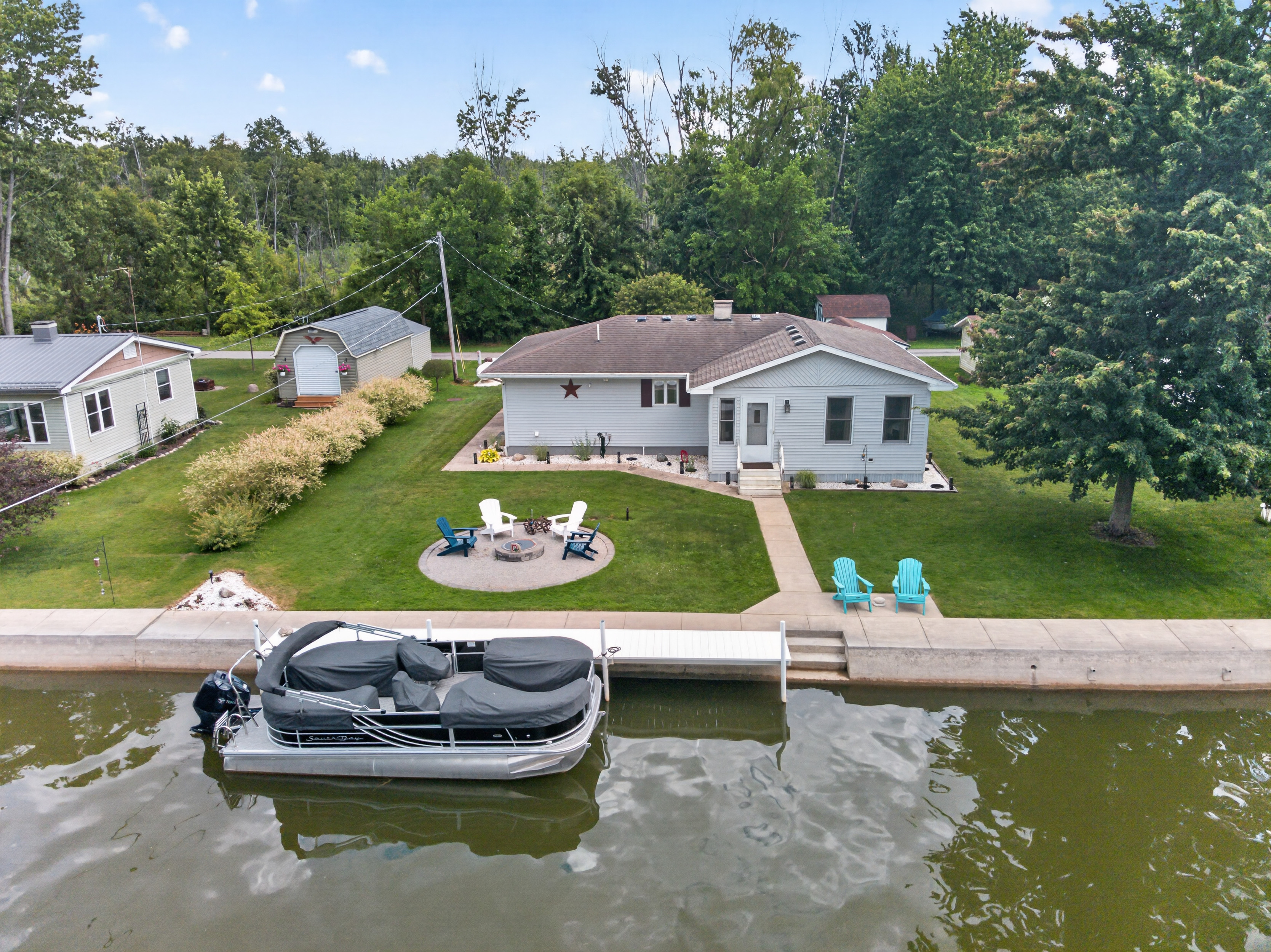  Beautifully Updated Waldron Lake Cottage - 物件實景