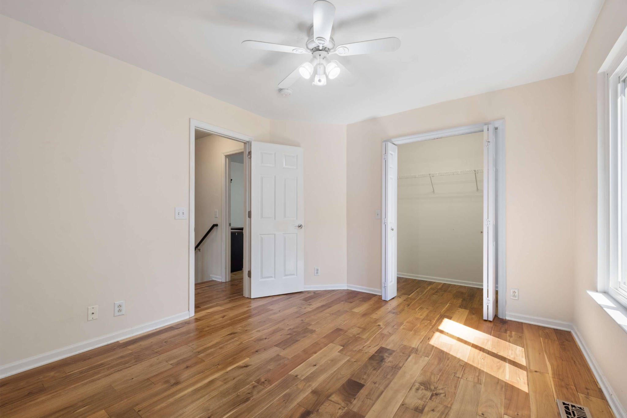  909 Buckskin Ct, Nashville, TN, 37221 - 物件實景