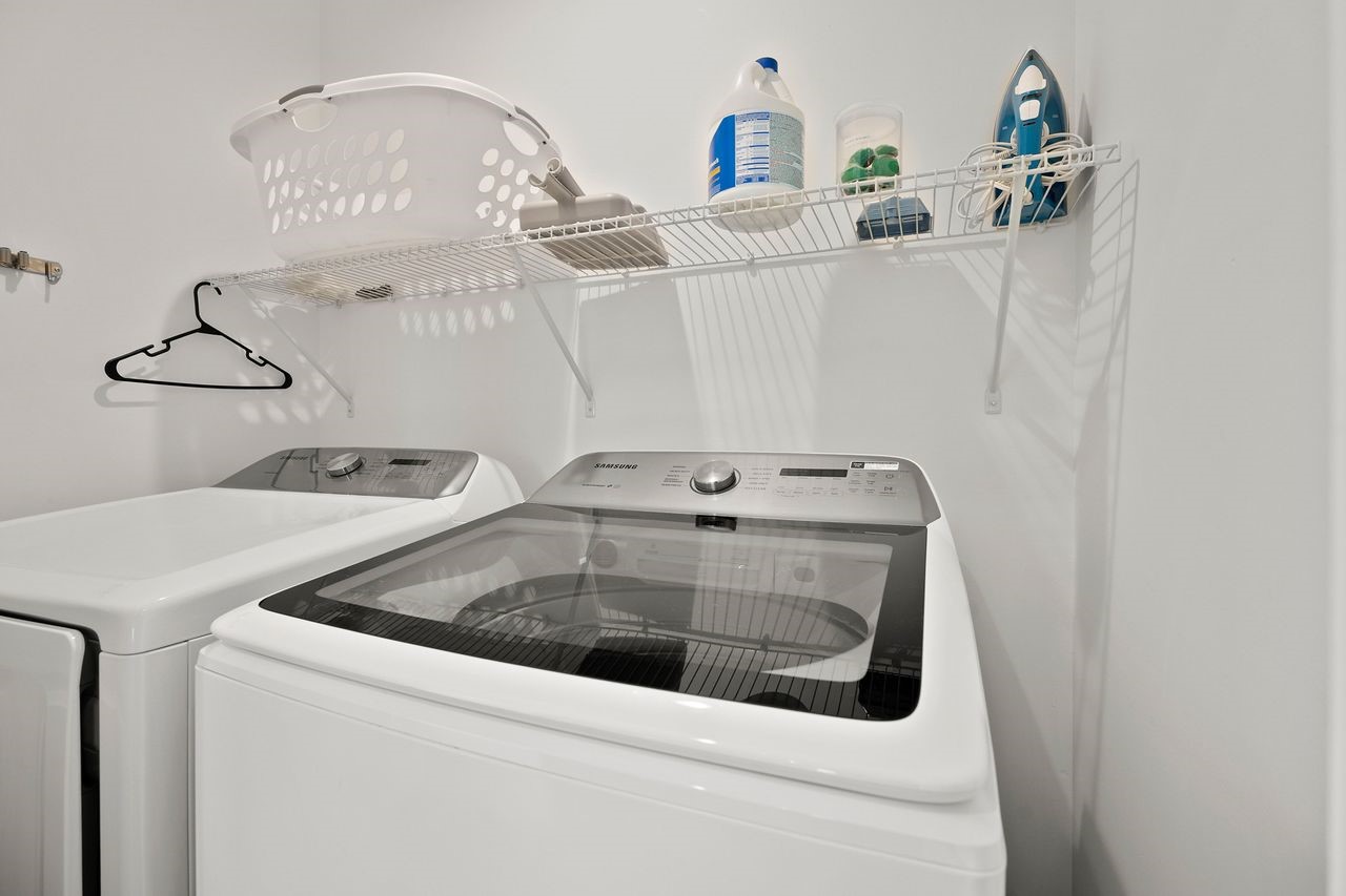 Jamaica Beach, Texas, 77554, United States, 3 Bedrooms Bedrooms, ,2 BathroomsBathrooms,Residential,For Sale,1997516