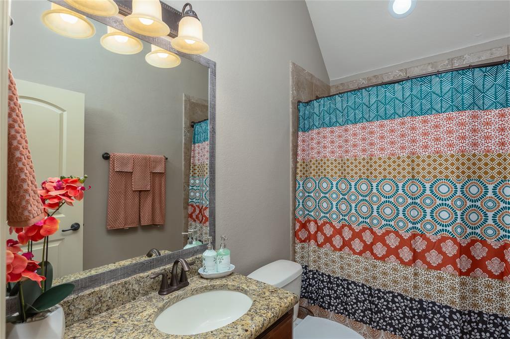 Weatherford, Texas, 76085, United States, 3 Bedrooms Bedrooms, ,3 BathroomsBathrooms,Residential,For Sale,1892460