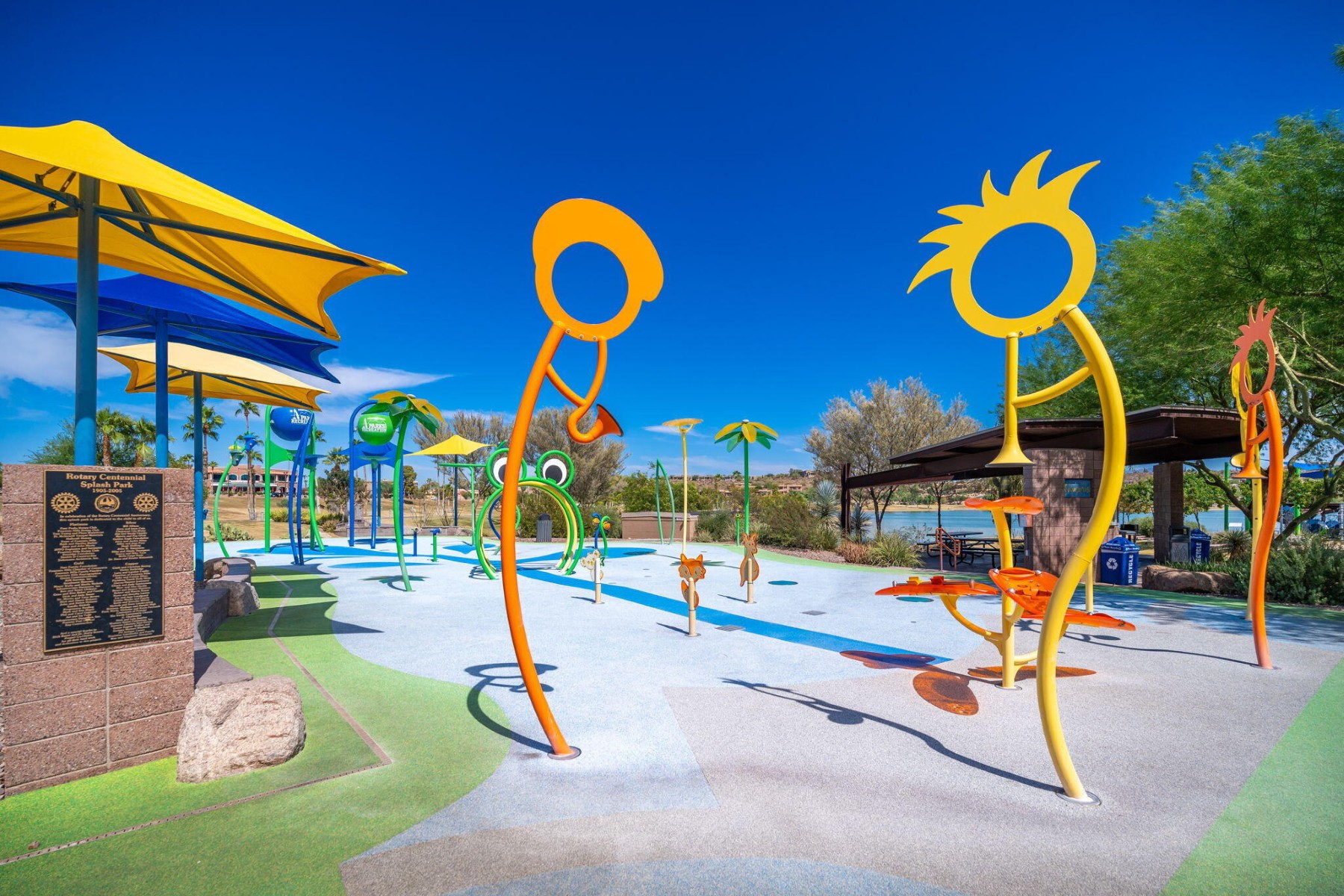  15618 E Cactus Drive  Fountain Hills, AZ - 物件實景