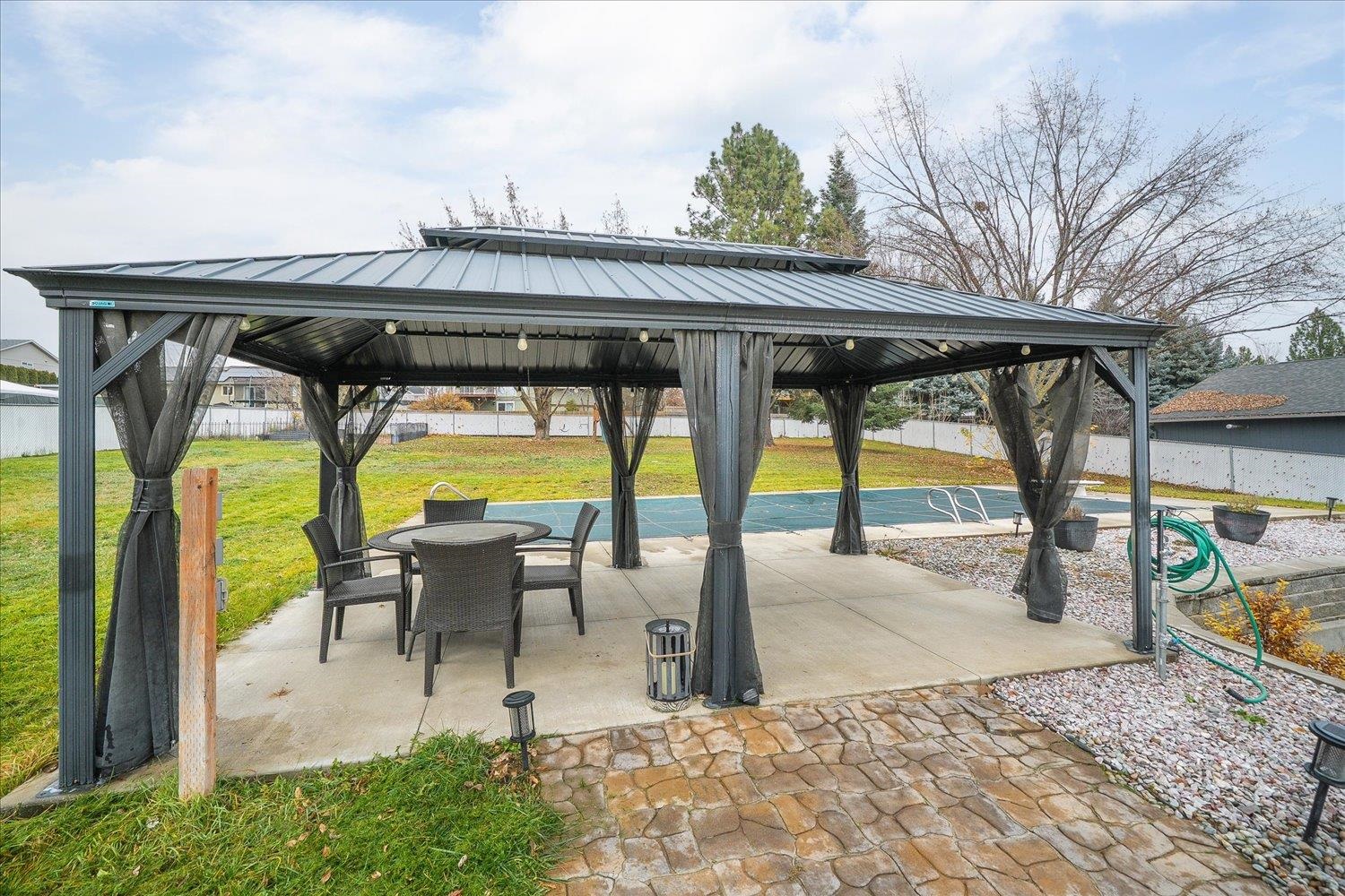 Colbert, Washington, 99005, United States, 5 Bedrooms Bedrooms, ,3 BathroomsBathrooms,Residential,For Sale,1998044