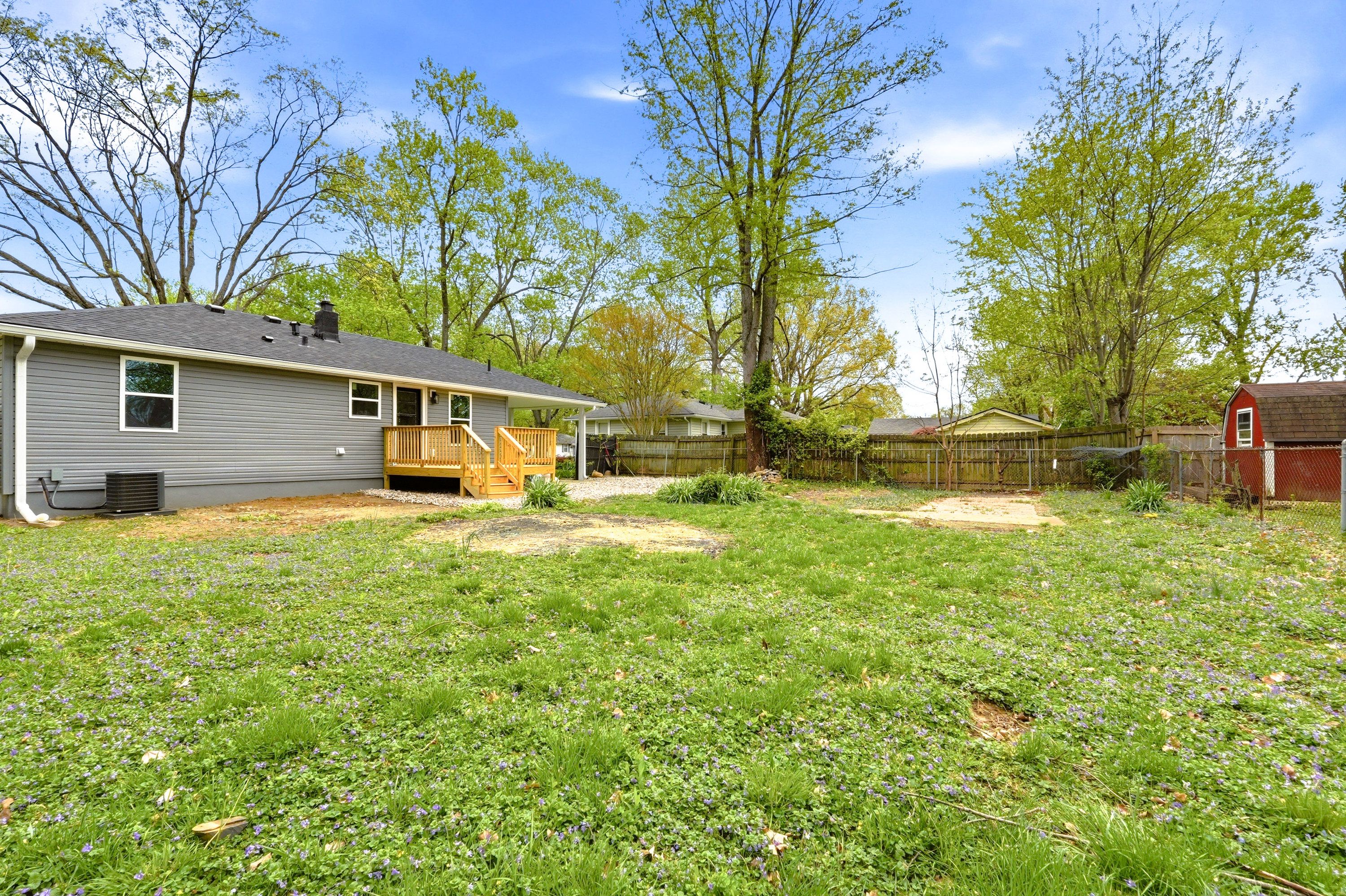  2706 Pioneer Road, Louisville, KY 40216 - 物件實景