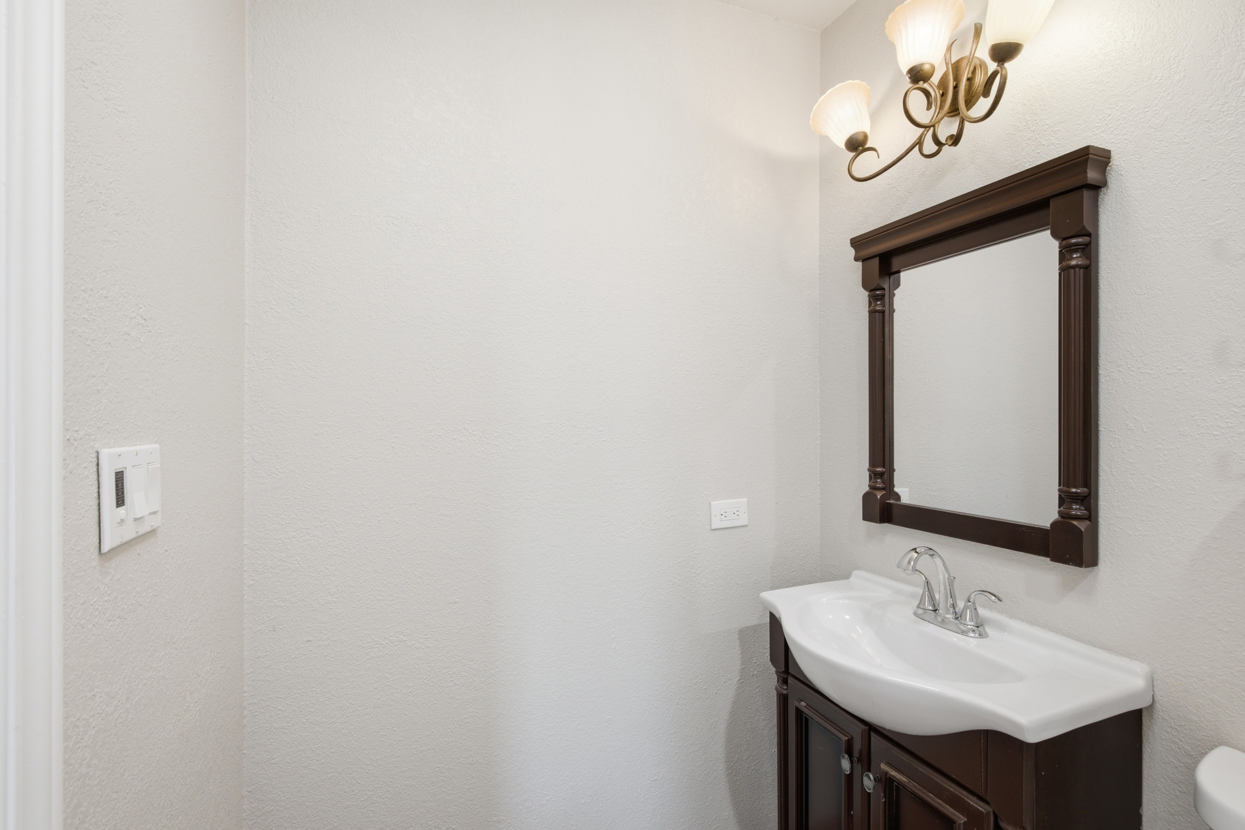  A Rare Opportunity to Live in Historic Downtown Grapevine - 物件實景