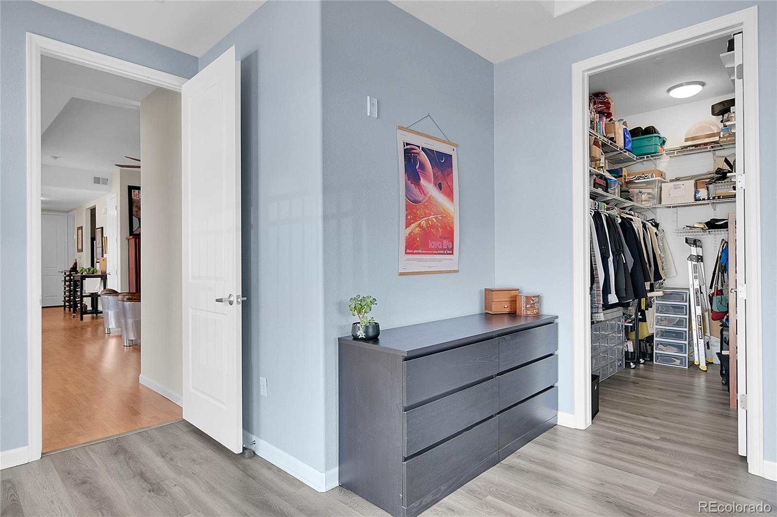 Denver, Colorado, 80205, United States, 2 Bedrooms Bedrooms, ,1 BathroomBathrooms,Residential,For Sale,1997335