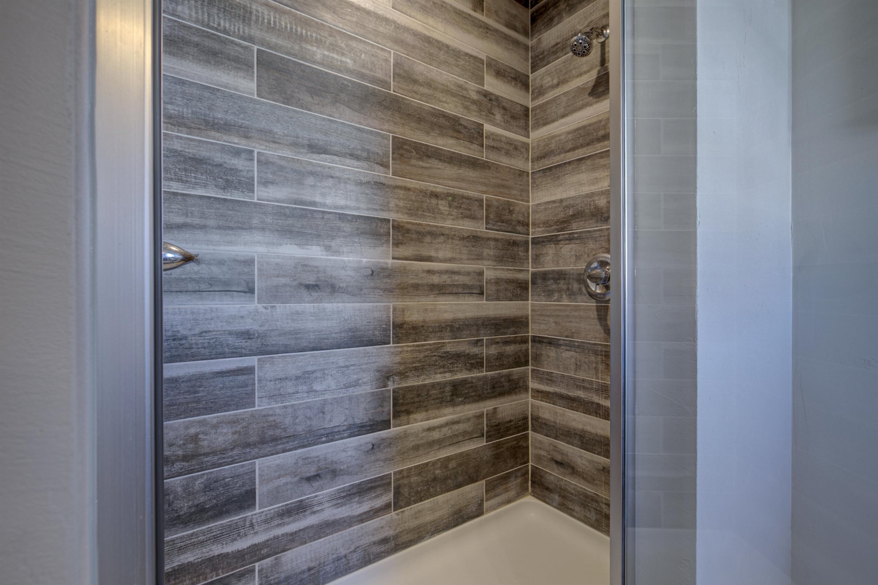 Appleton, Wisconsin, 54913, United States, 4 Bedrooms Bedrooms, ,3 BathroomsBathrooms,Residential,For Sale,2008847