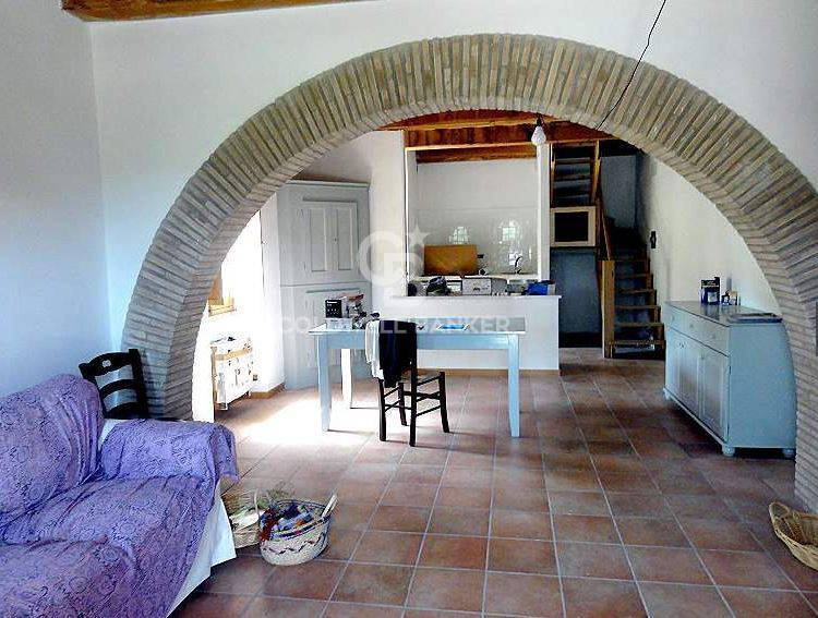 Tolfa, Roma, 00059, IT, 6 Bedrooms Bedrooms, ,6 BathroomsBathrooms,Residential,For Sale,1837839