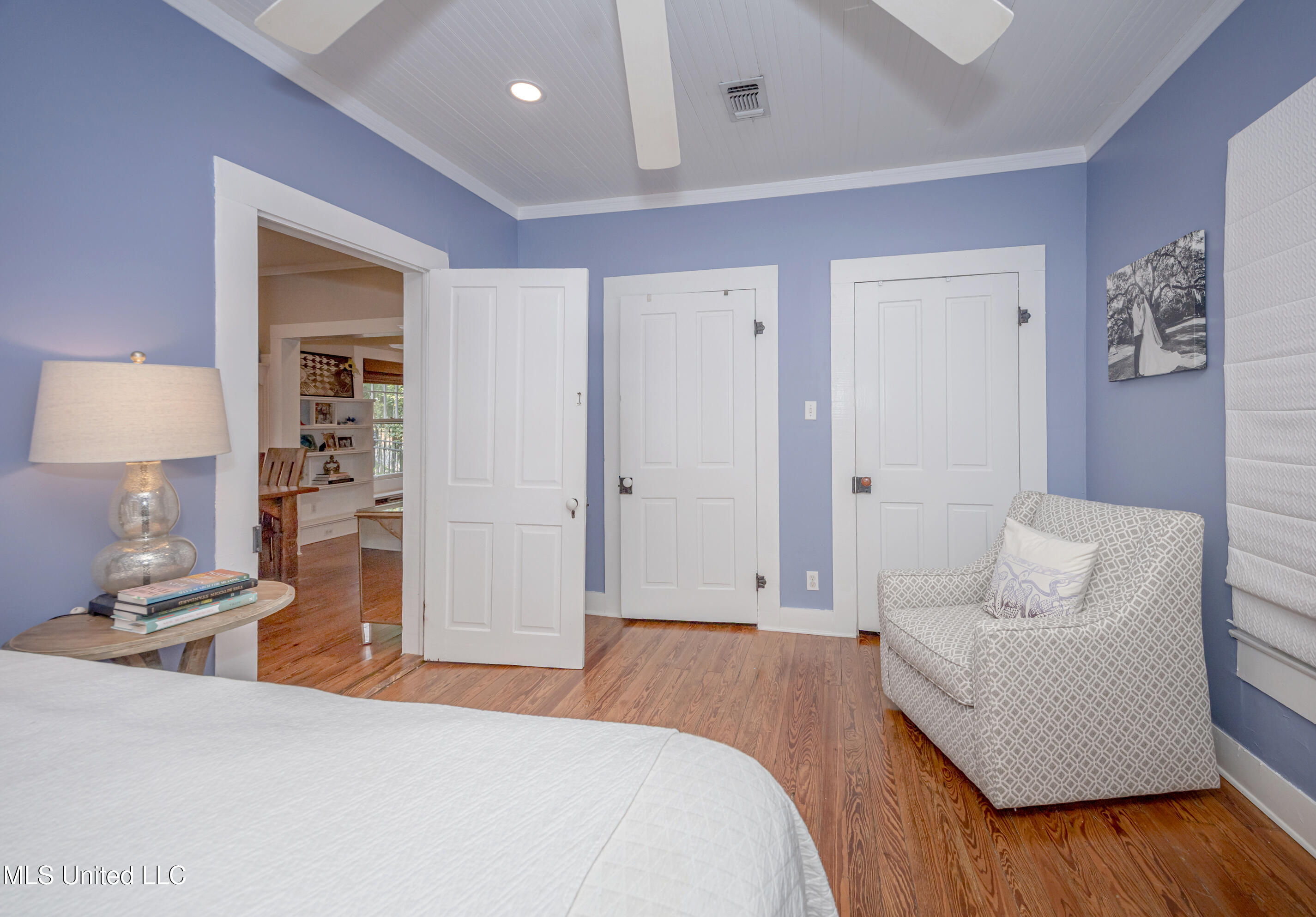 Ocean Springs, Mississippi, 39564, United States, 3 Bedrooms Bedrooms, ,2 BathroomsBathrooms,Residential,For Sale,1987573