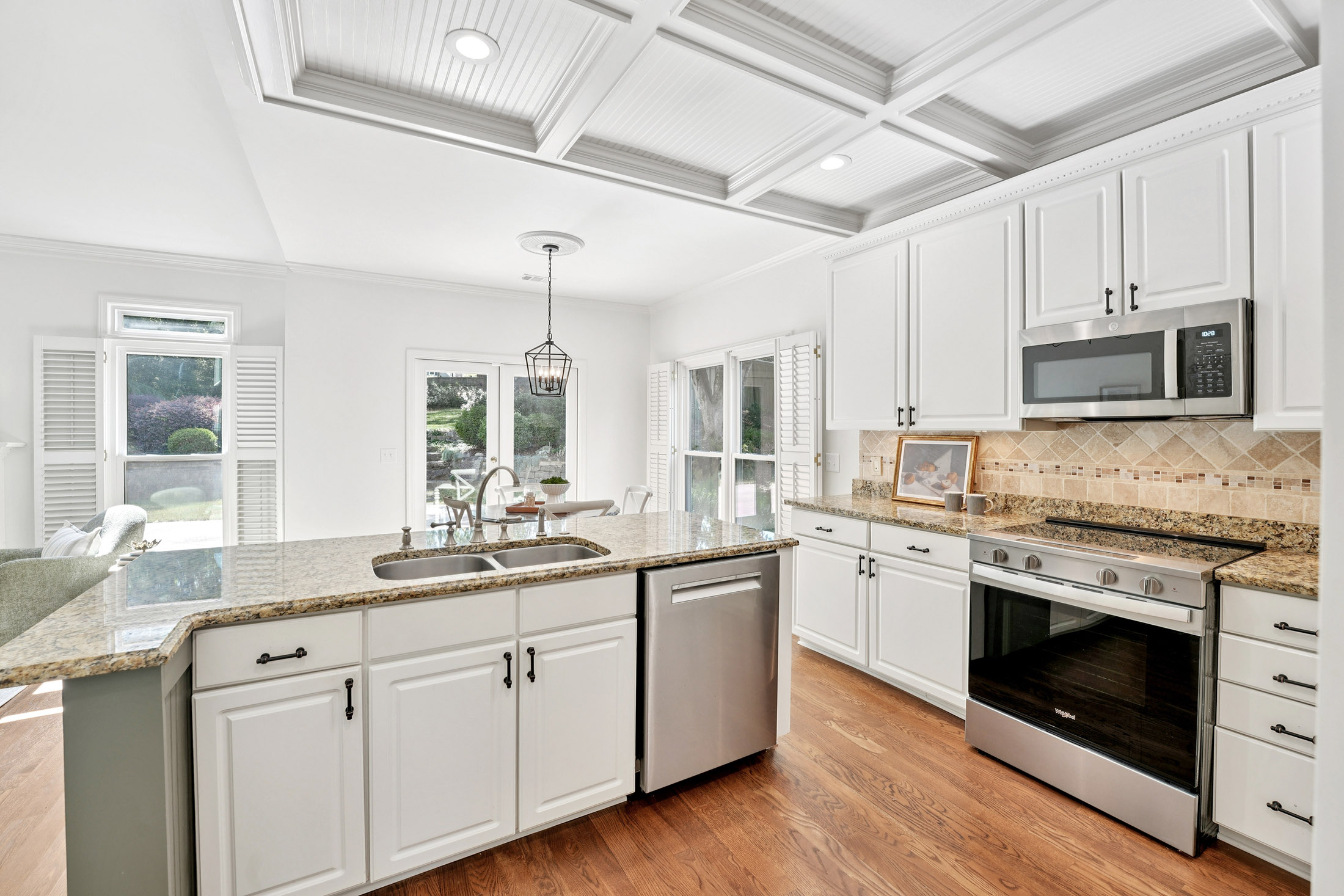  Beautifully Renovated Home in Olde Vinings Mill Neighborhood - 物件實景