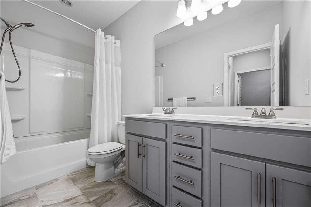 Auburn, Georgia, 30011, United States, 4 Bedrooms Bedrooms, ,3 BathroomsBathrooms,Residential,For Sale,1967918