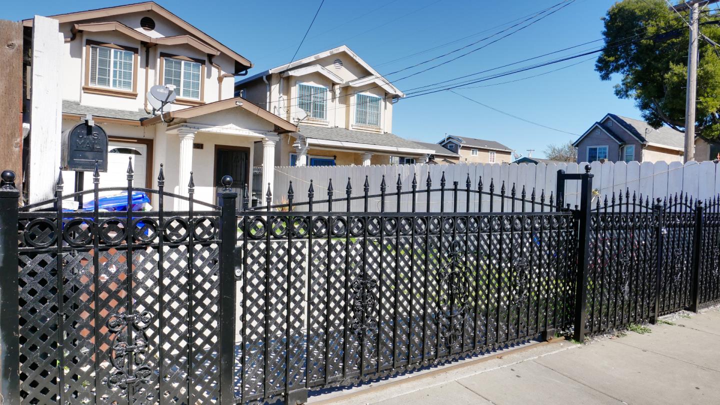 Richmond, California, 94801, United States, 3 Bedrooms Bedrooms, ,3 BathroomsBathrooms,Residential,For Sale,1978475