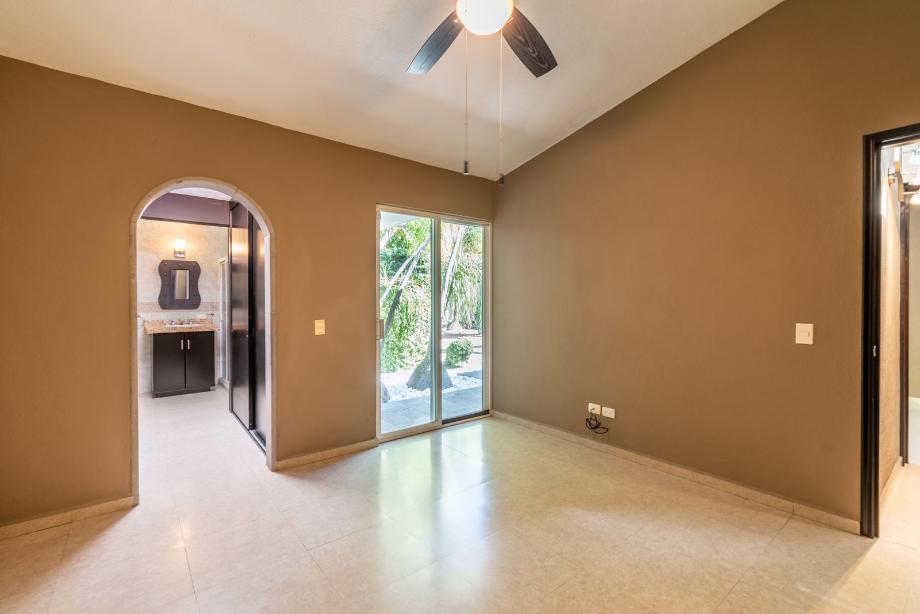 San Miguel de Allende, Guanajuato, 37790, Mexico, 3 Bedrooms Bedrooms, ,3 BathroomsBathrooms,Residential,For Sale,1995897