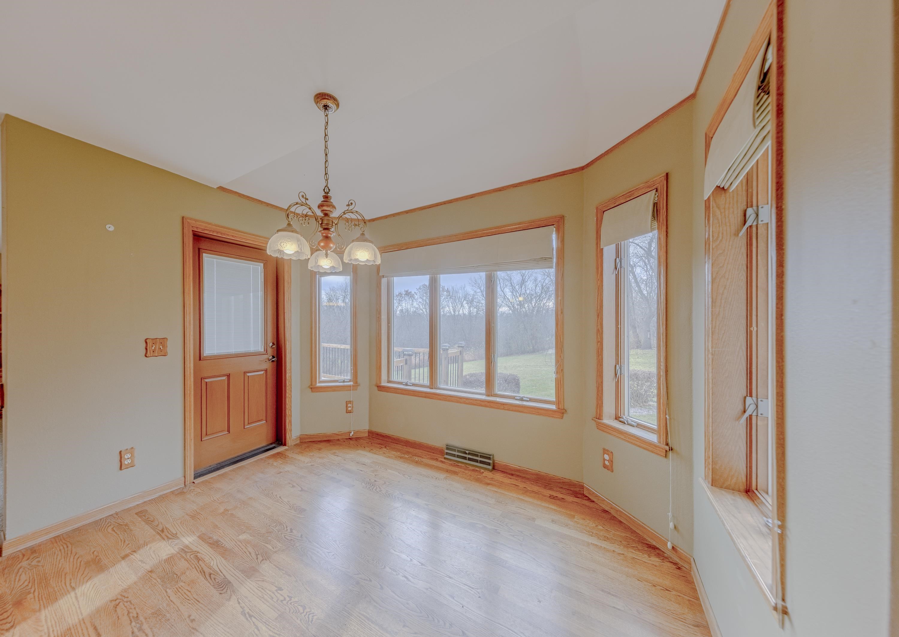 Janesville, Wisconsin, 53545, United States, 3 Bedrooms Bedrooms, ,3 BathroomsBathrooms,Residential,For Sale,1998012