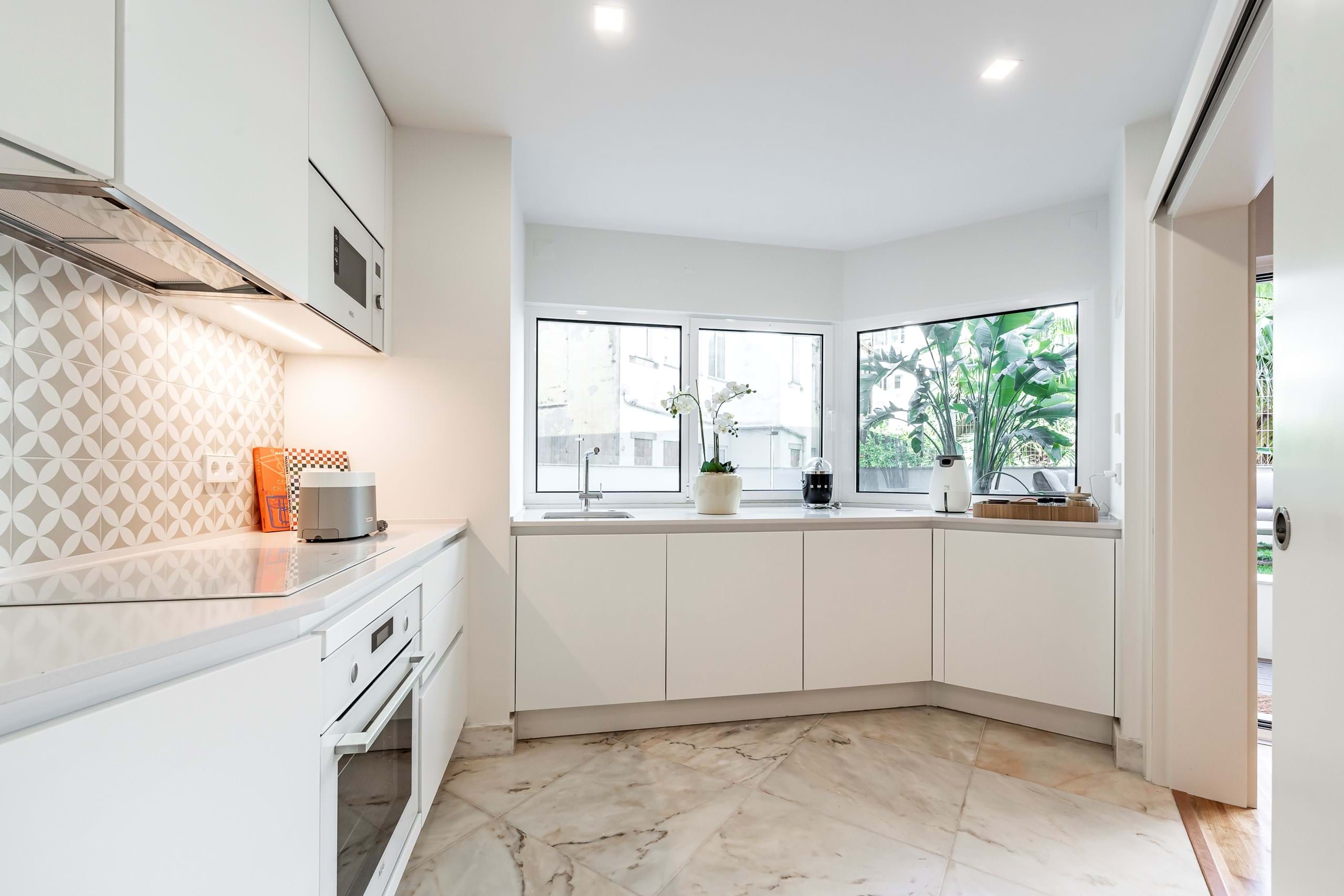 Lisboa, Lisbon, 1200-109, PT, 2 Bedrooms Bedrooms, ,3 BathroomsBathrooms,Residential,For Sale,1838032