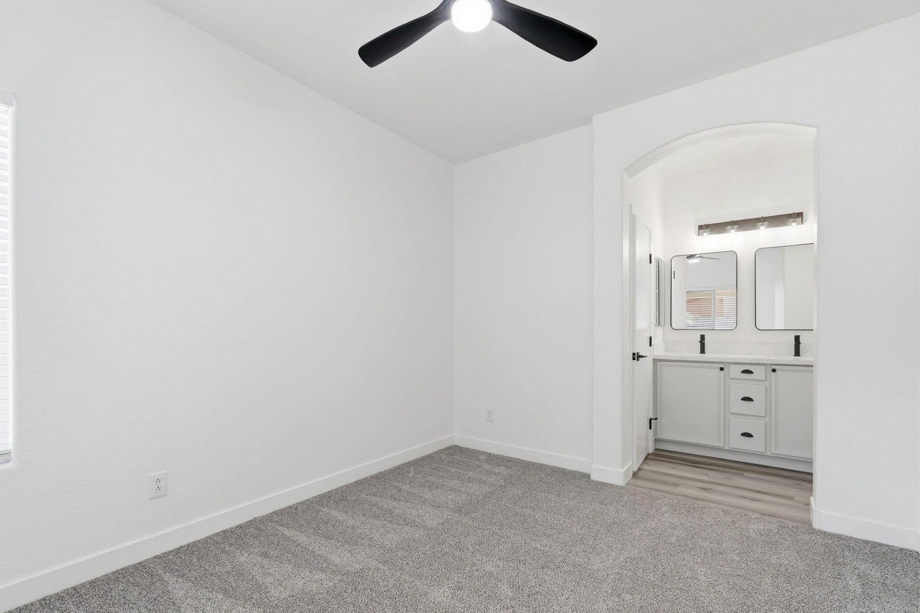  1850 E Del Rio Street  Gilbert, AZ - 物件實景