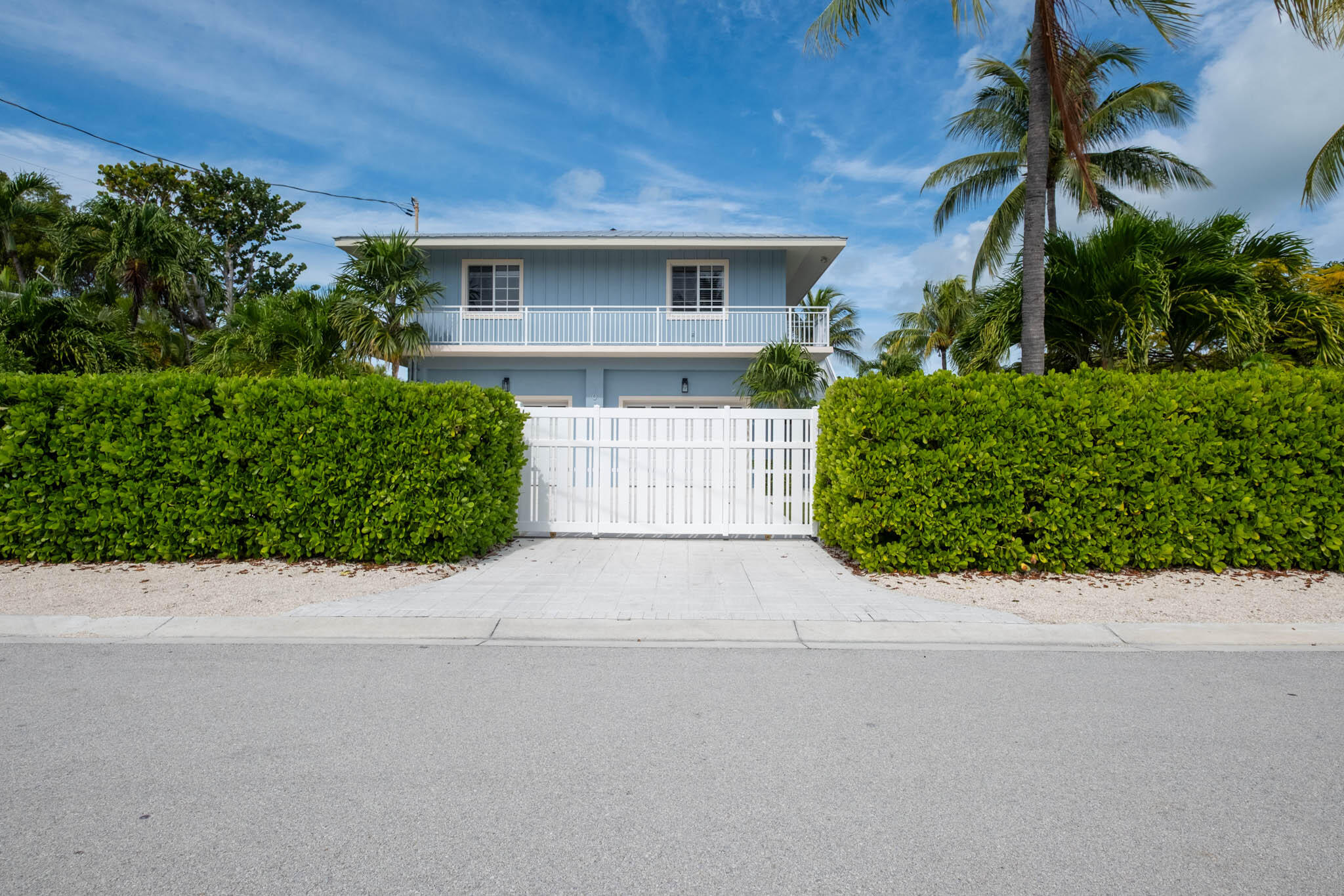 ISLAMORADA, Florida, 33036, United States, 2 Bedrooms Bedrooms, ,2 BathroomsBathrooms,Residential,For Sale,1994790