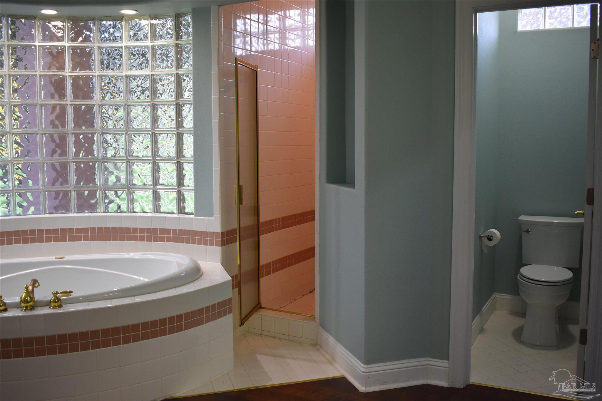 Pace, Florida, 32571, United States, 4 Bedrooms Bedrooms, ,3 BathroomsBathrooms,Residential,For Sale,1933093