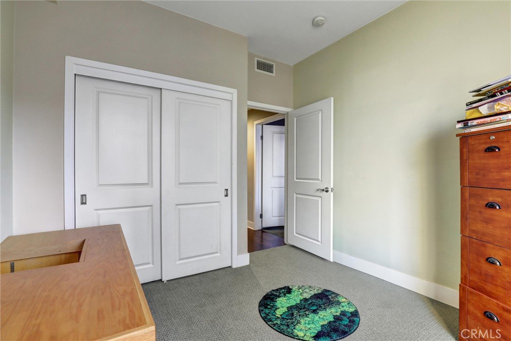 Long Beach, California, 90802, United States, 3 Bedrooms Bedrooms, ,2 BathroomsBathrooms,Residential,For Sale,1921298