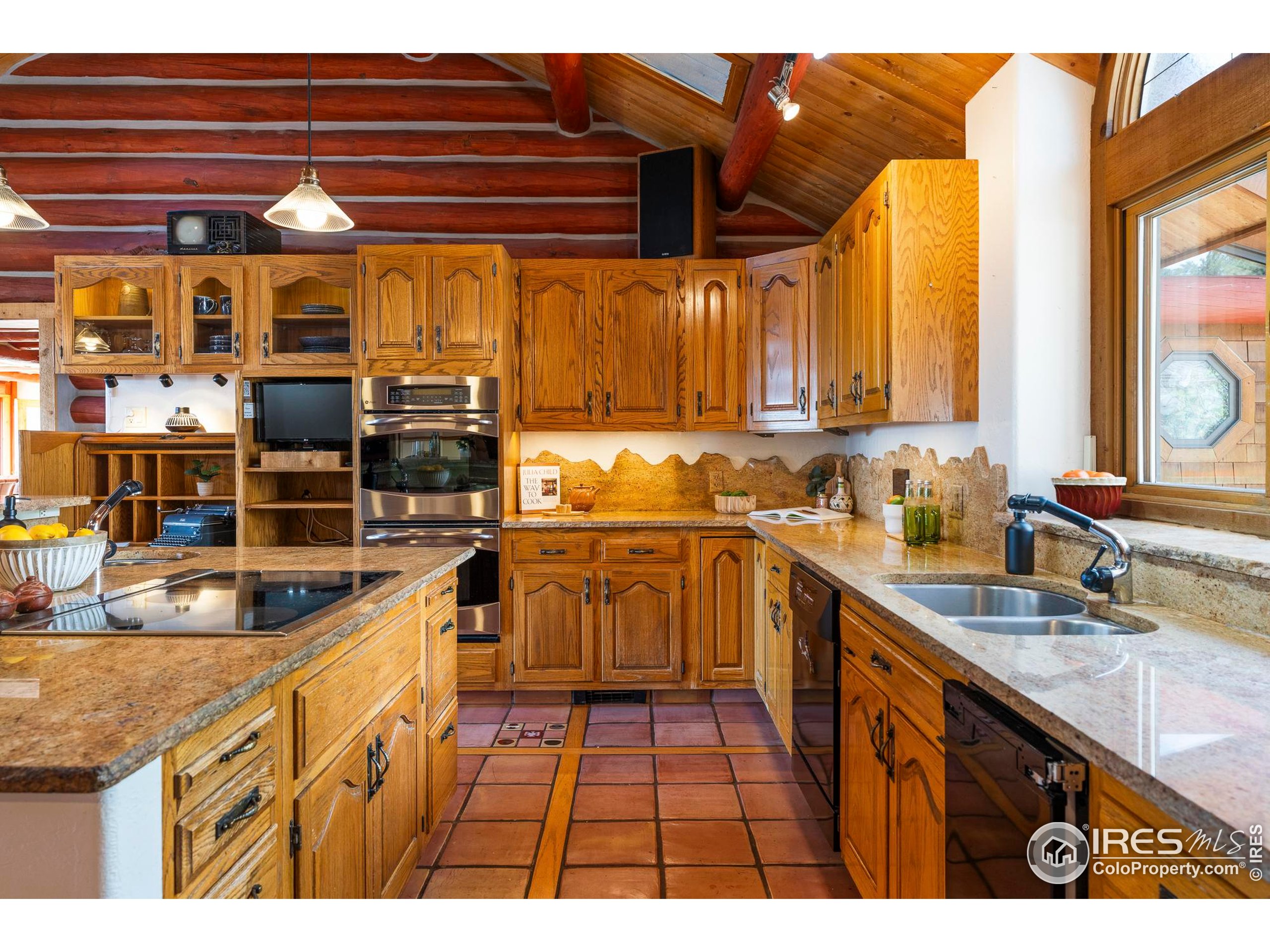 Boulder, Colorado, 80302, United States, 5 Bedrooms Bedrooms, ,7 BathroomsBathrooms,Residential,For Sale,1938692