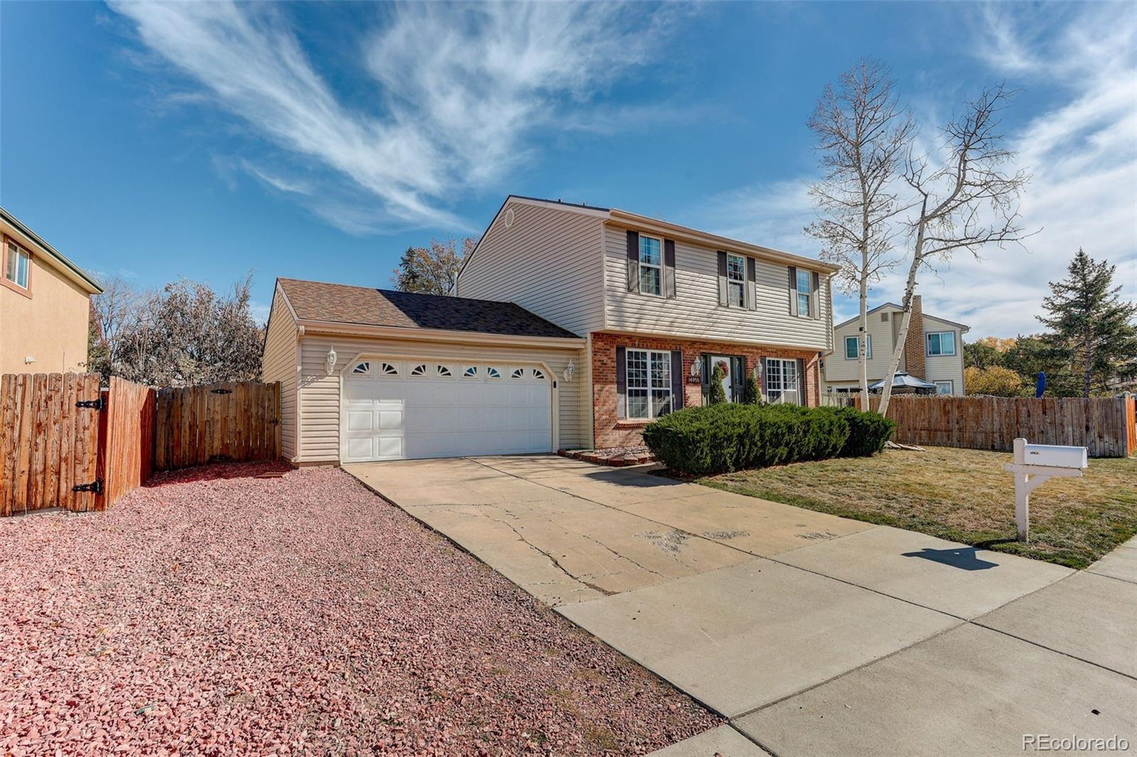 Centennial, Colorado, 80015, United States, 4 Bedrooms Bedrooms, ,2 BathroomsBathrooms,Residential,For Sale,1988993