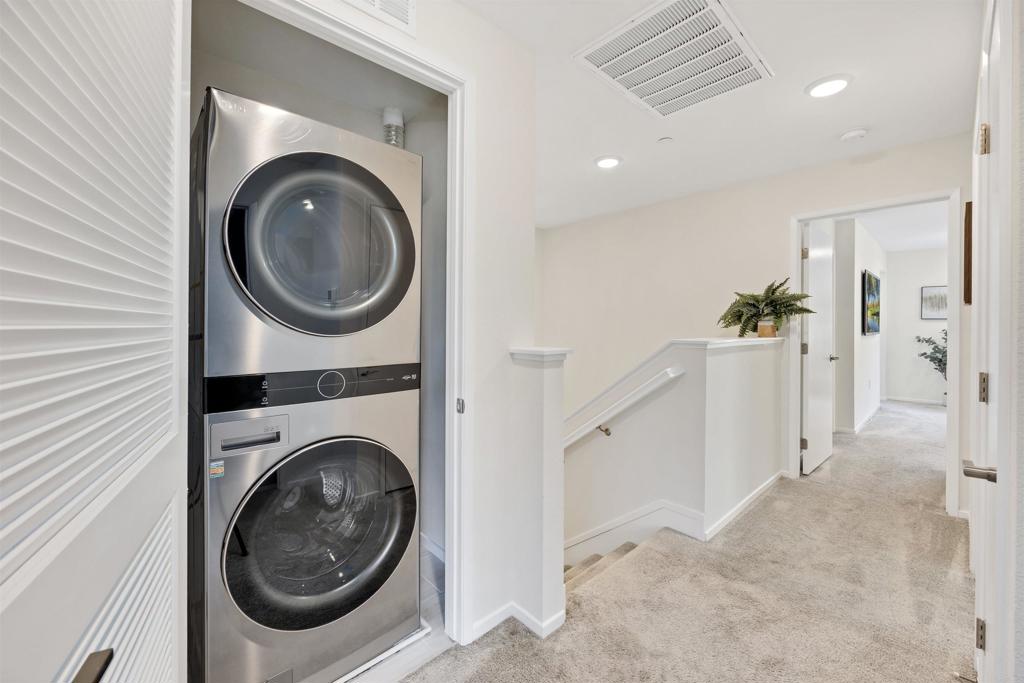 Fallbrook, California, 92028, United States, 4 Bedrooms Bedrooms, ,3 BathroomsBathrooms,Residential,For Sale,1983732