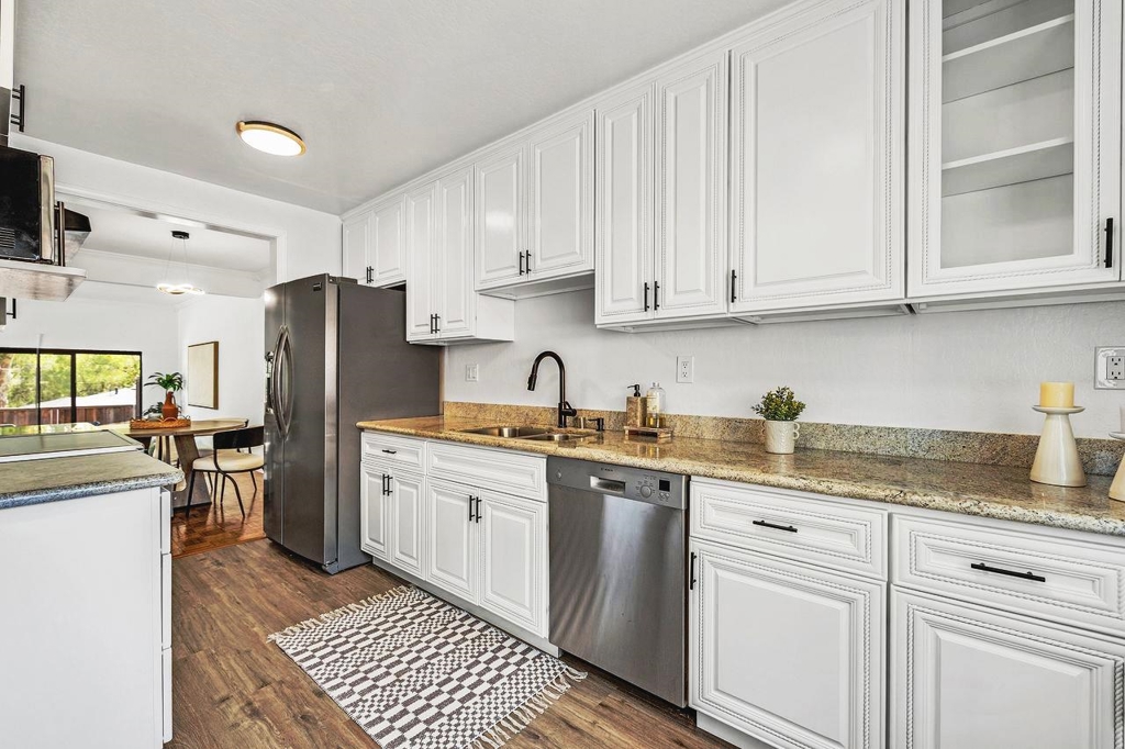 Hayward, California, 94541, United States, 2 Bedrooms Bedrooms, ,2 BathroomsBathrooms,Residential,For Sale,2012744