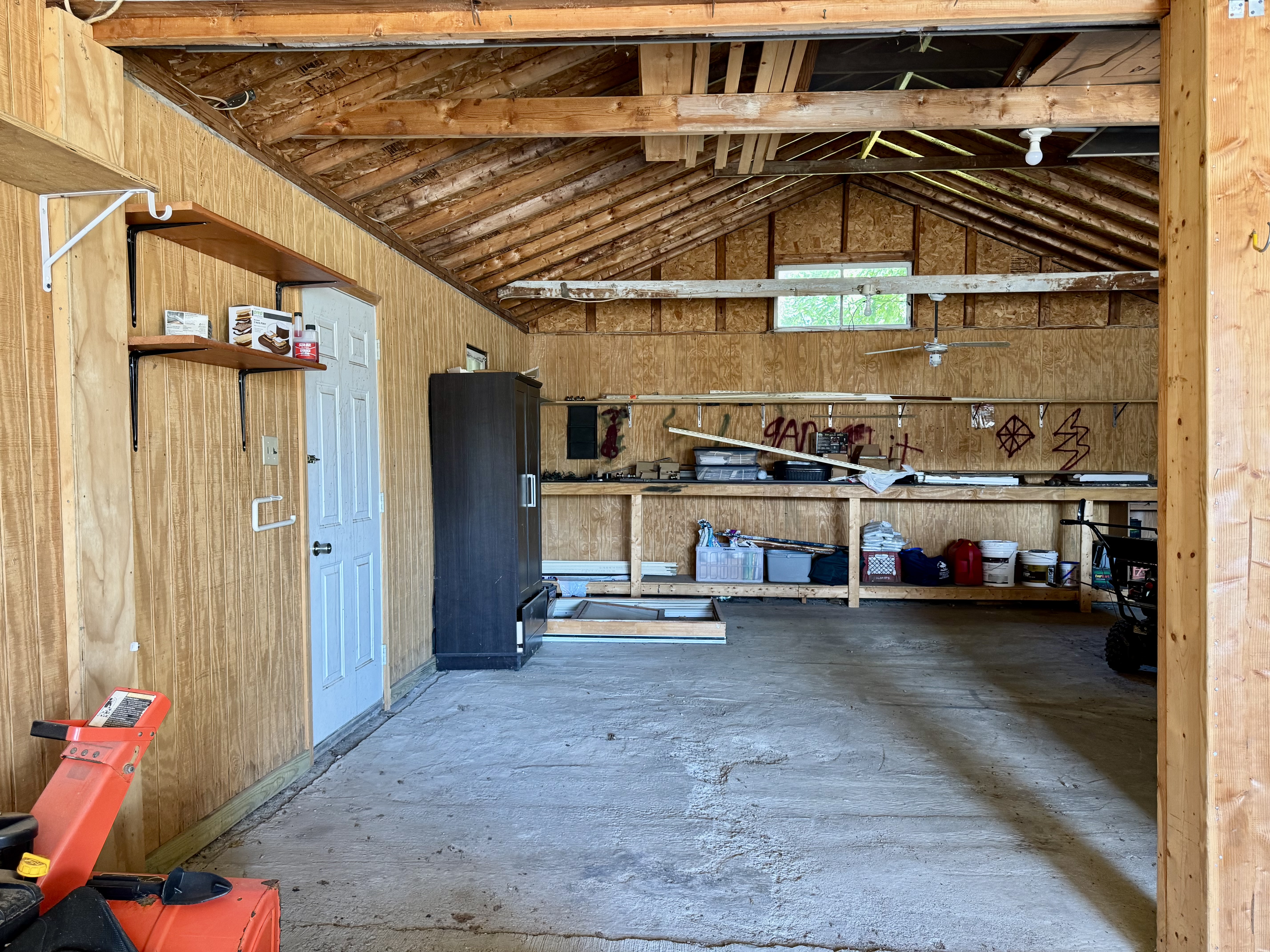 Catskill, New York, 12414, United States, 4 Bedrooms Bedrooms, ,2 BathroomsBathrooms,Residential,For Sale,1978791