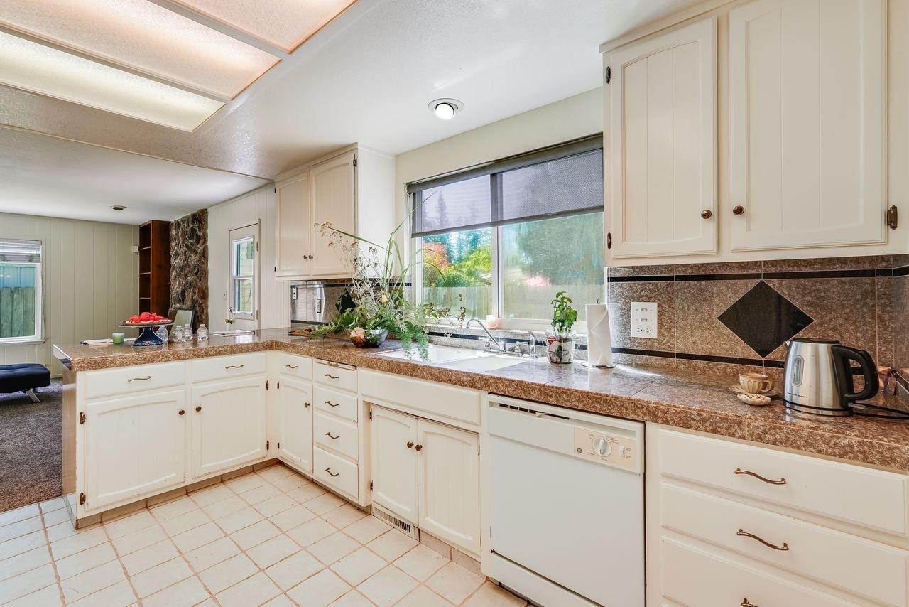 749 S Atherton Drive, Lodi, California, 95242, United States, 4 Bedrooms Bedrooms, ,3 BathroomsBathrooms,Residential,For Sale,749 S Atherton Drive,1588040