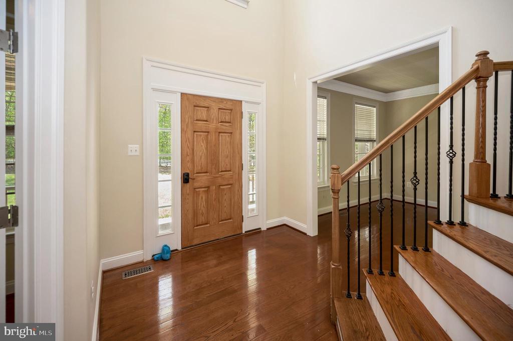 Stafford, Virginia, 22554, United States, 5 Bedrooms Bedrooms, ,5 BathroomsBathrooms,Residential,For Sale,2047982