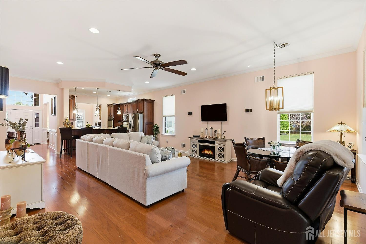 Lacey, New Jersey, 08731, United States, 2 Bedrooms Bedrooms, ,2 BathroomsBathrooms,Residential,For Sale,2011778