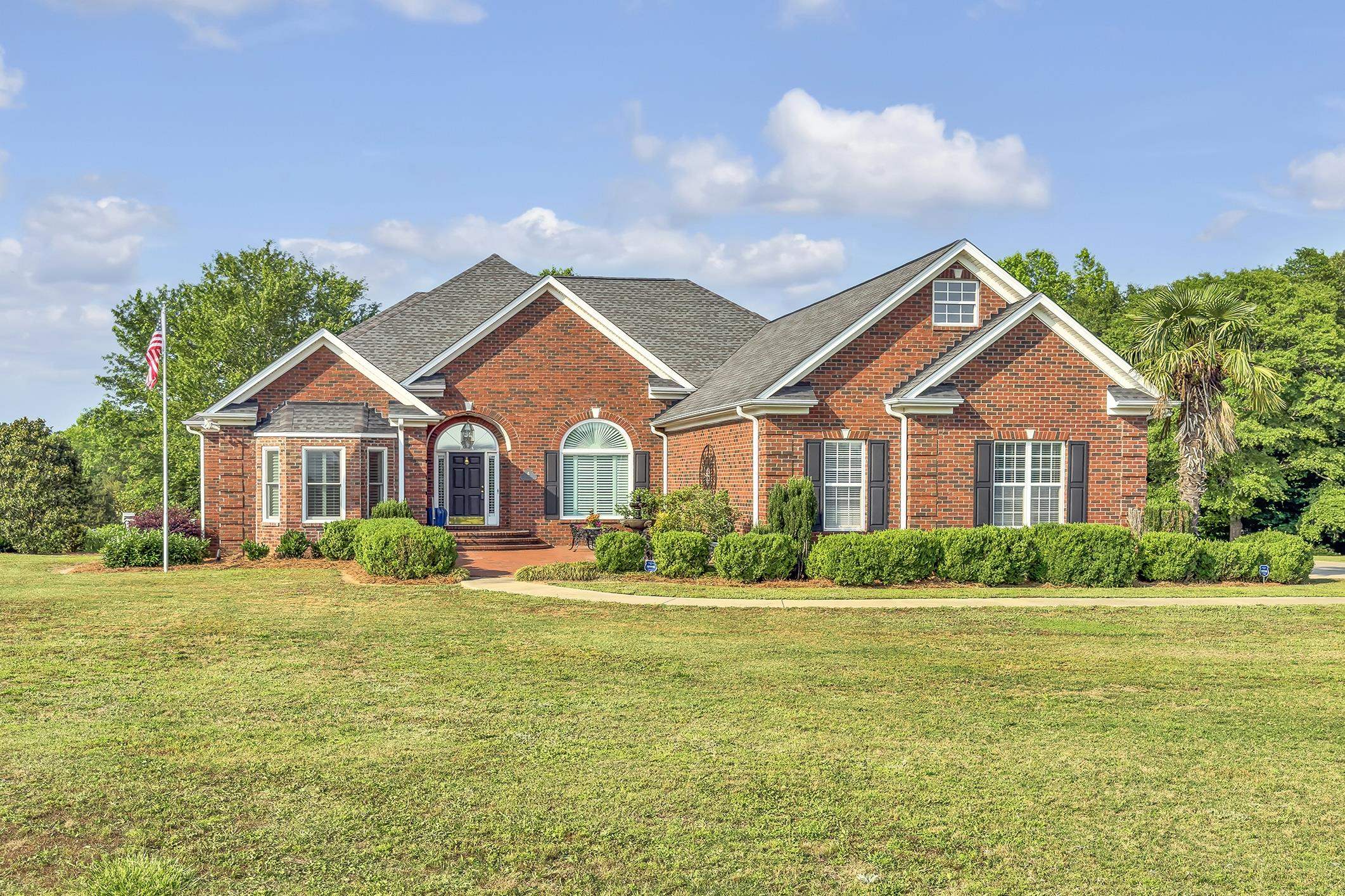 Pauline, South Carolina, 29374, United States, 4 Bedrooms Bedrooms, ,4 BathroomsBathrooms,Residential,For Sale,1847772