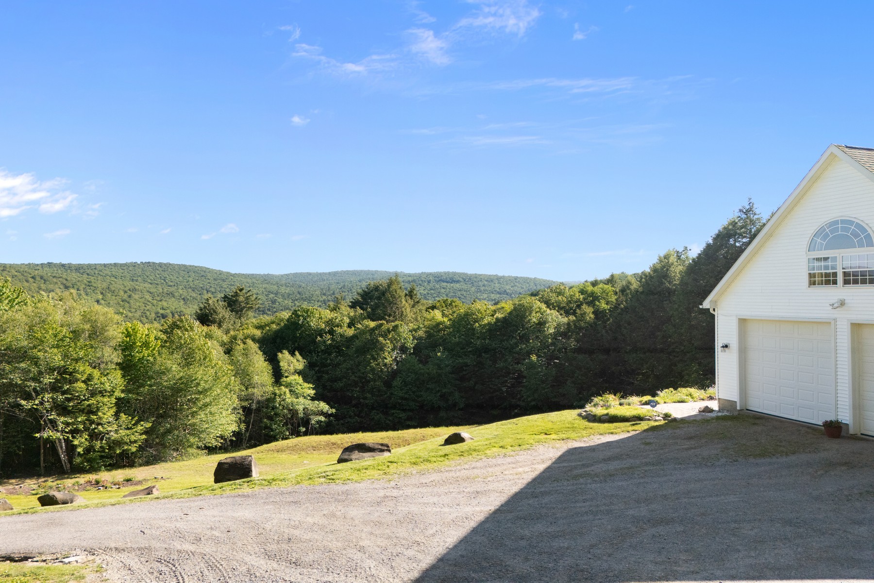  598 Hubbard Hill Road - 物件實景