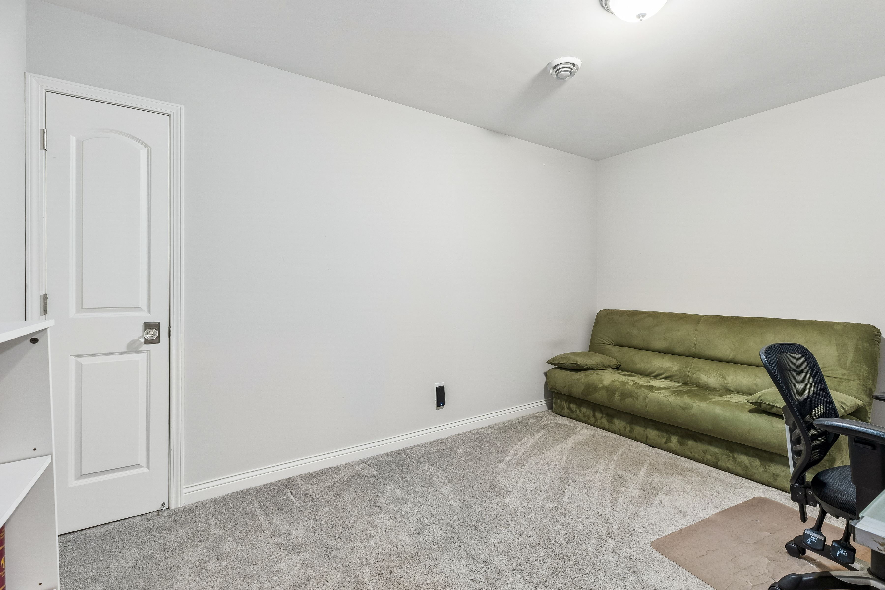  Elegant Living in Edina’s Yancey Park - 物件實景