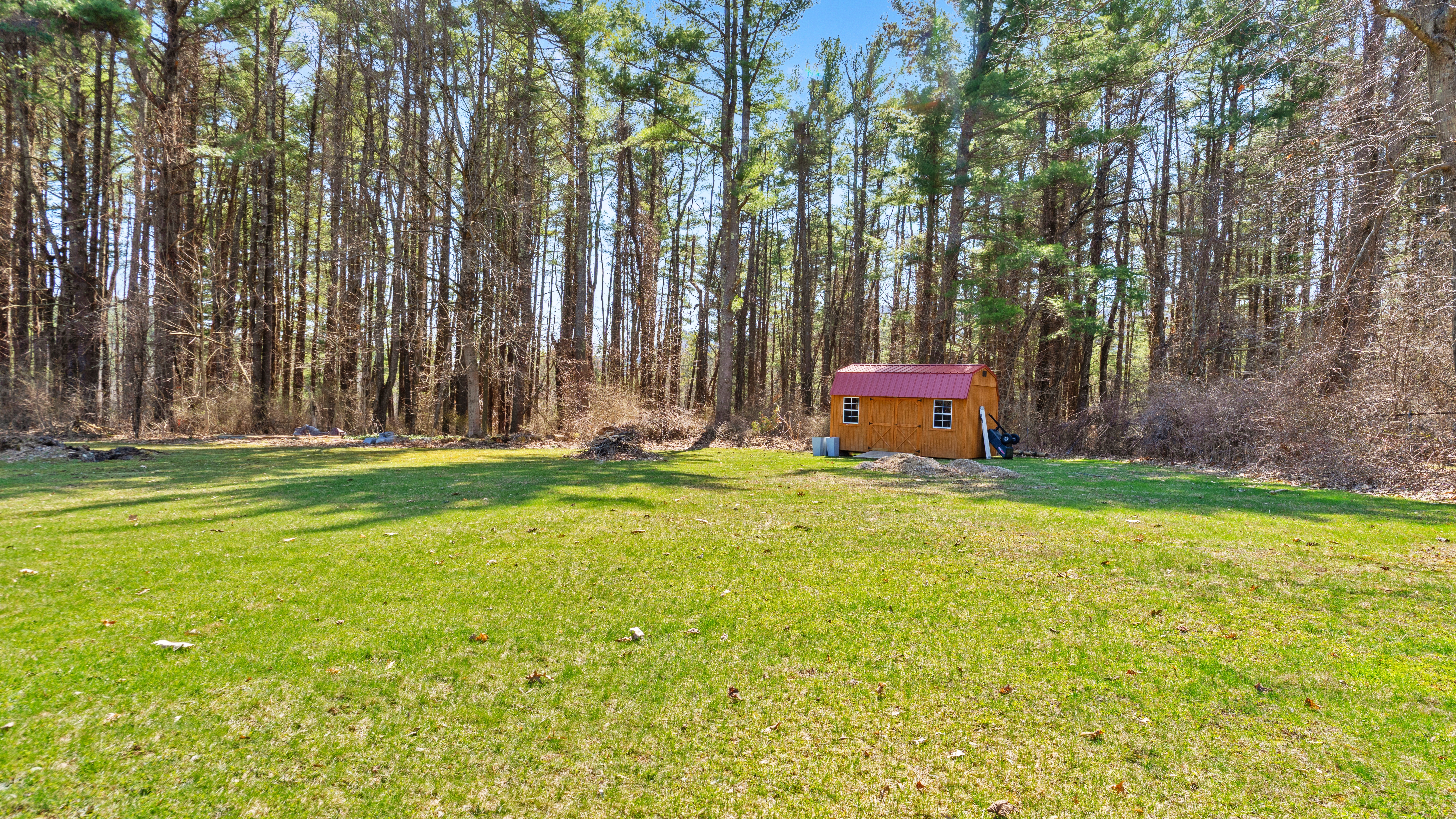  One-Level Living Close to Downtown Stockbridge - 物件實景
