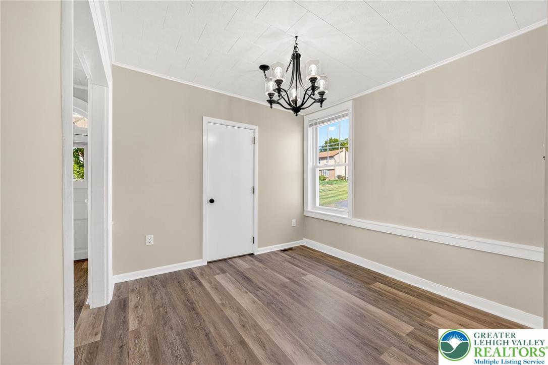 East Allen Twp, Pennsylvania, 18017, United States, 4 Bedrooms Bedrooms, ,2 BathroomsBathrooms,Residential,For Sale,1926367
