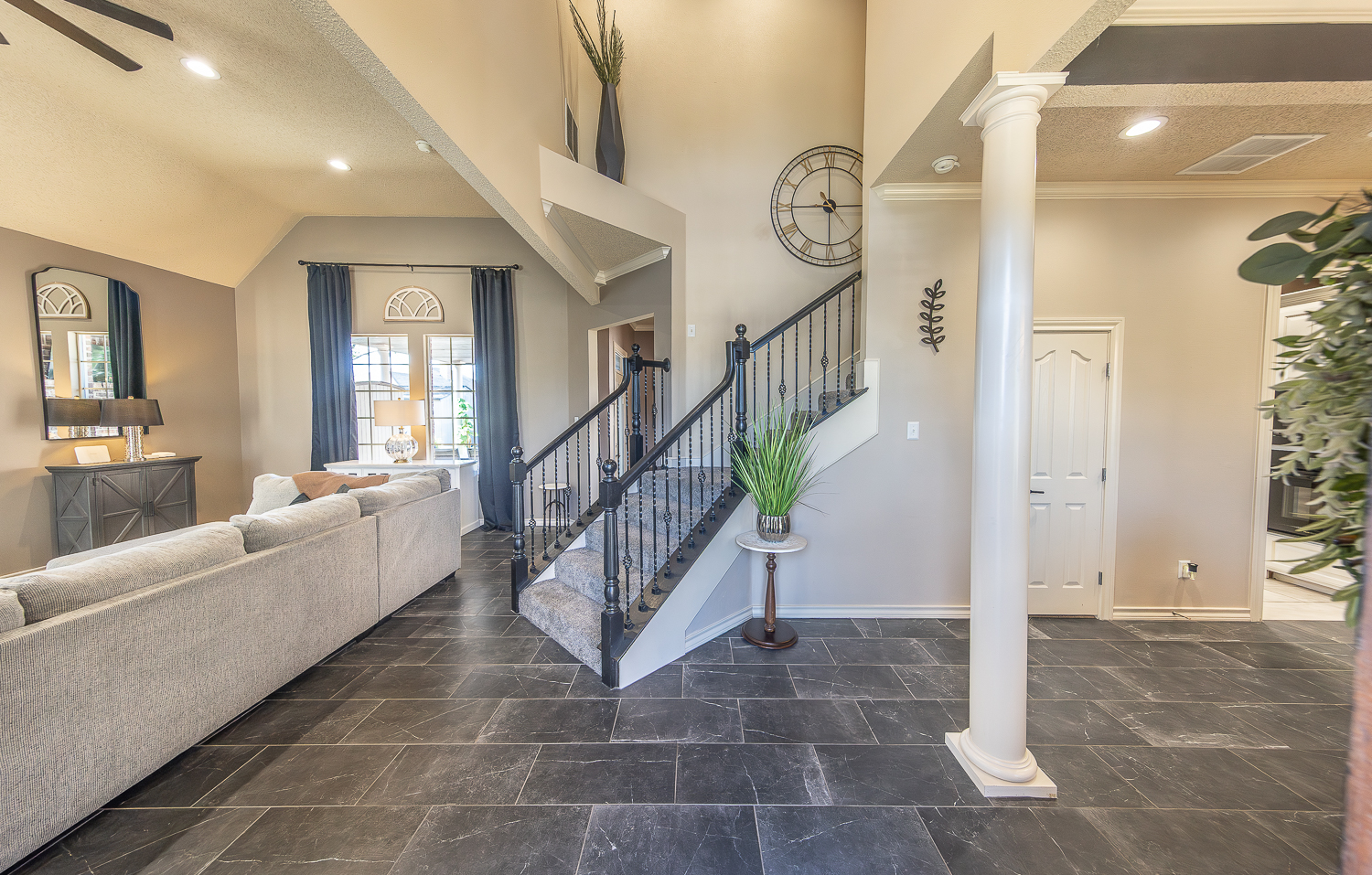Lubbock, Texas, 79423, United States, 4 Bedrooms Bedrooms, ,4 BathroomsBathrooms,Residential,For Sale,1906085