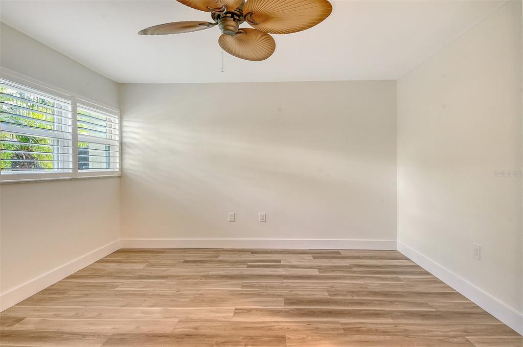 Sarasota, Florida, 34242, United States, 2 Bedrooms Bedrooms, ,2 BathroomsBathrooms,Residential,For Sale,1926172