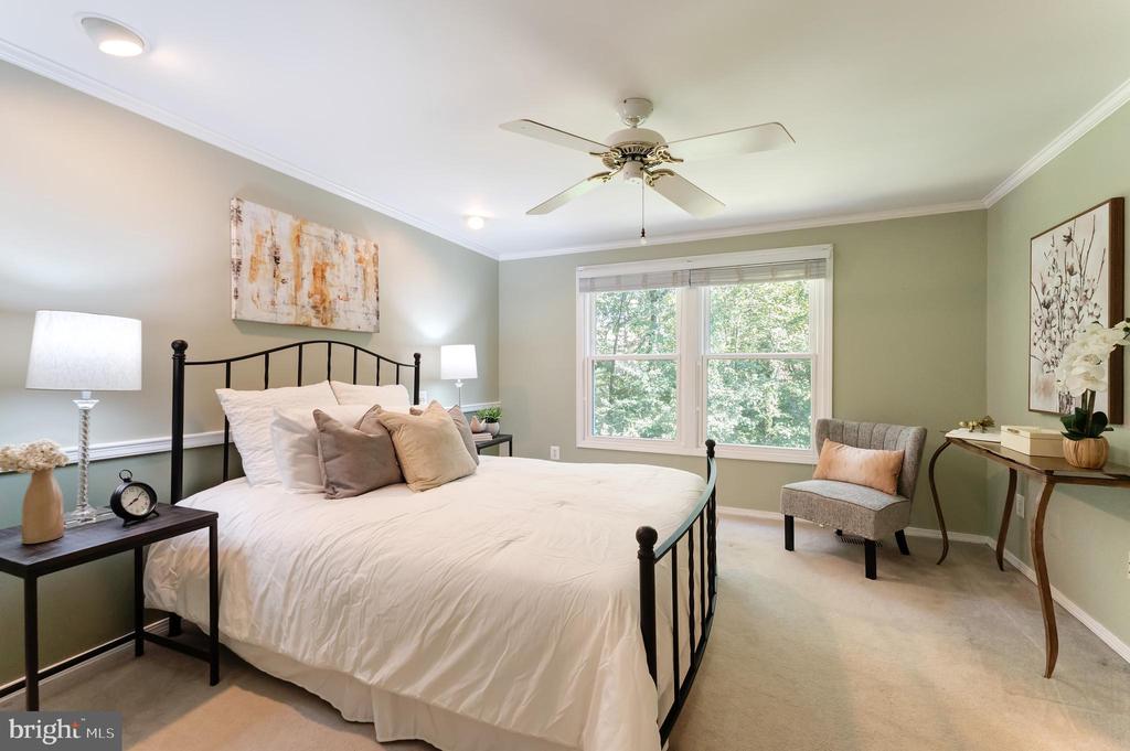 Reston, Virginia, 20194, United States, 3 Bedrooms Bedrooms, ,4 BathroomsBathrooms,Residential,For Sale,1942632