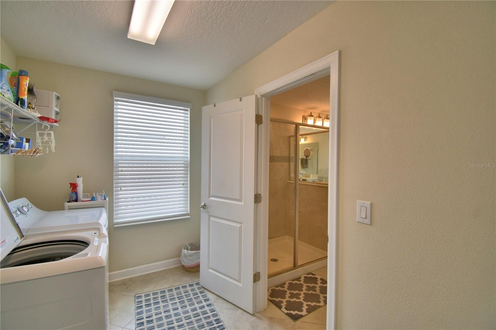 DAVENPORT, Florida, 33896, United States, 5 Bedrooms Bedrooms, ,3 BathroomsBathrooms,Residential,For Sale,1878806