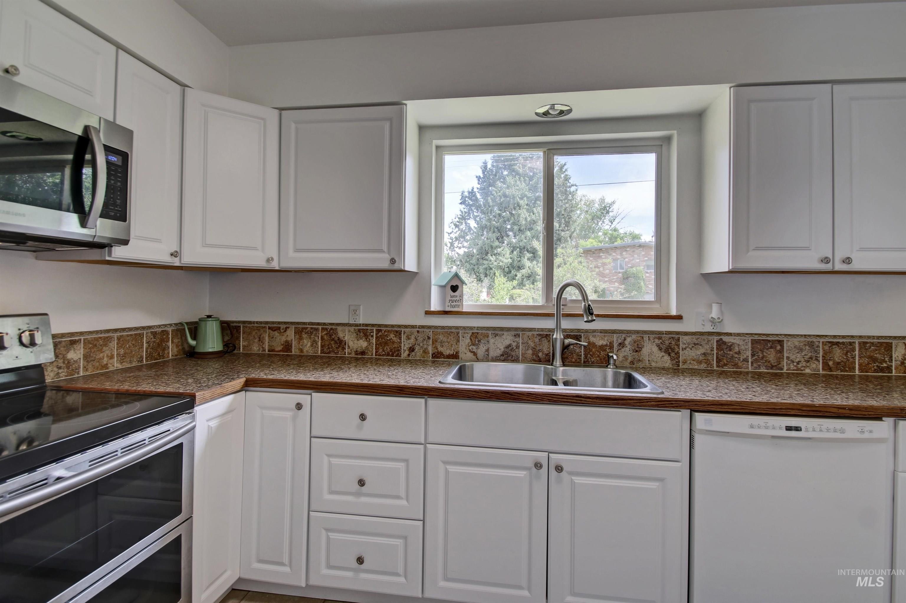 7224 Sunnybrook Drive, Boise, Idaho, 83709, United States, 5 Bedrooms Bedrooms, ,2 BathroomsBathrooms,Residential,For Sale,7224 Sunnybrook Drive,1436055