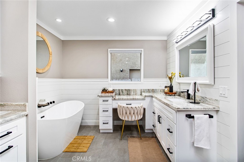 Canyon Lake, California, 92587, United States, 4 Bedrooms Bedrooms, ,3 BathroomsBathrooms,Residential,For Sale,2036955