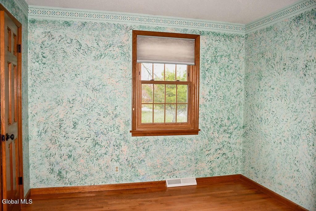 Colonie, New York, 12047, United States, 4 Bedrooms Bedrooms, ,3 BathroomsBathrooms,Residential,For Sale,1991402