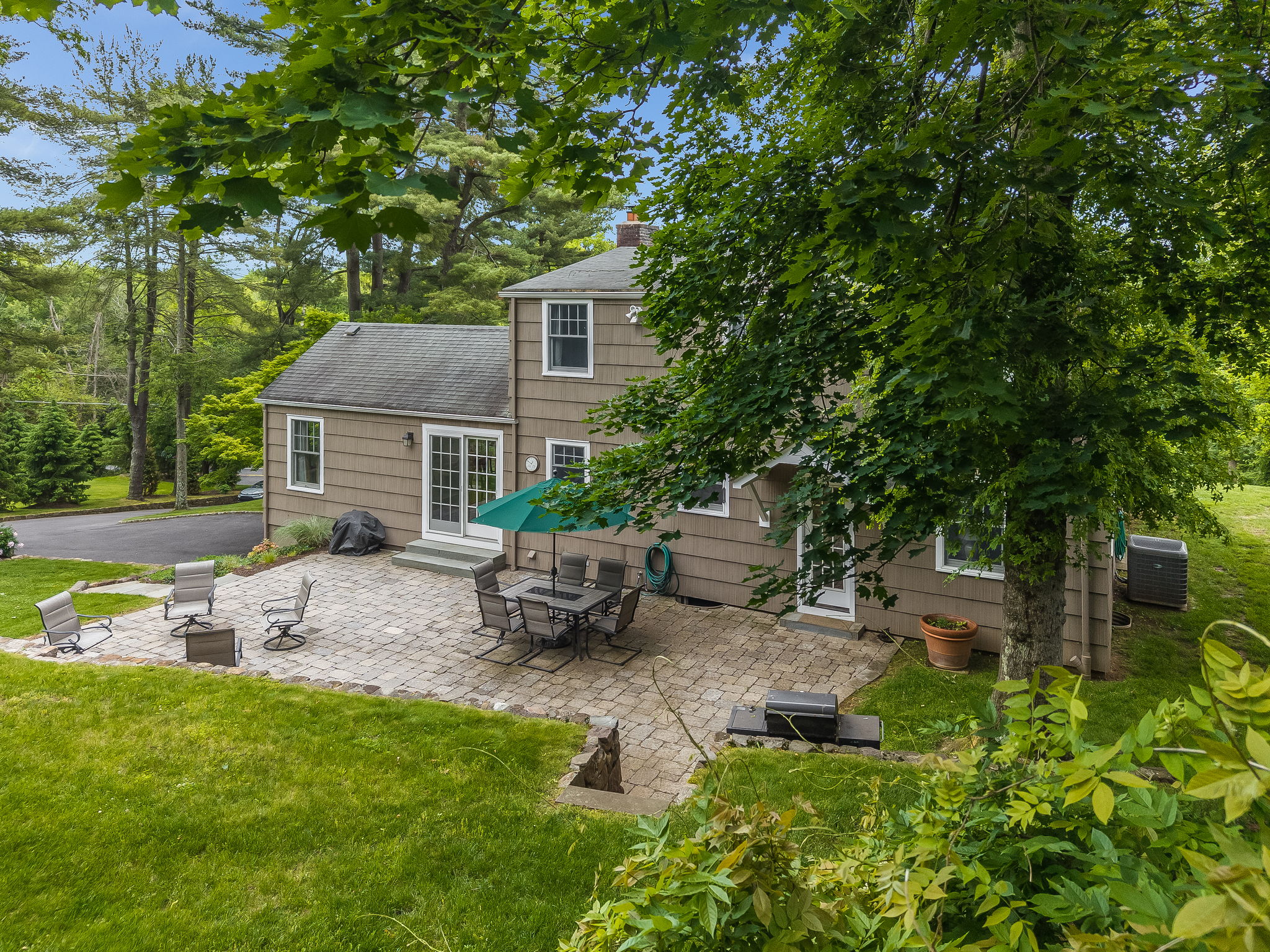 Chatham, New Jersey, 07928, United States, 5 Bedrooms Bedrooms, ,2 BathroomsBathrooms,Residential,For Sale,2033106