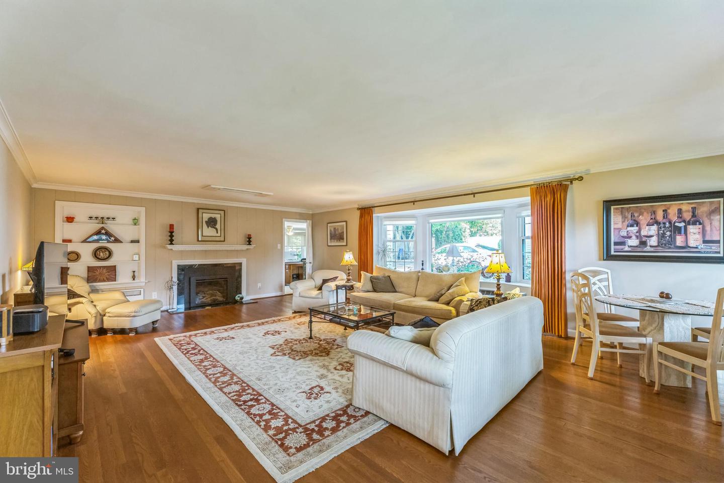 Drexel Hill, Pennsylvania, 19026, United States, 5 Bedrooms Bedrooms, ,6 BathroomsBathrooms,Residential,For Sale,1934182