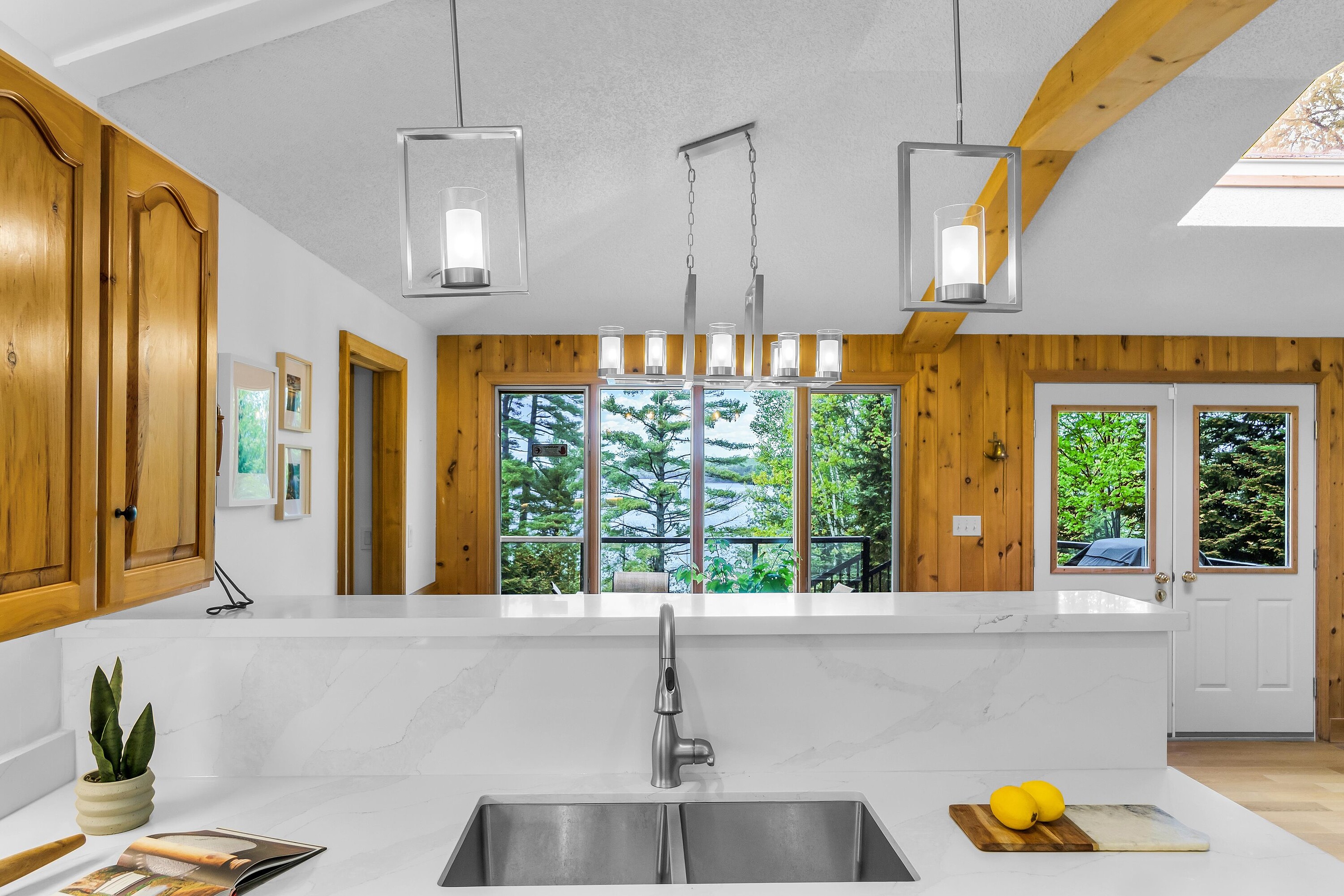  Coveted Area of Lake of Bays - 物件實景